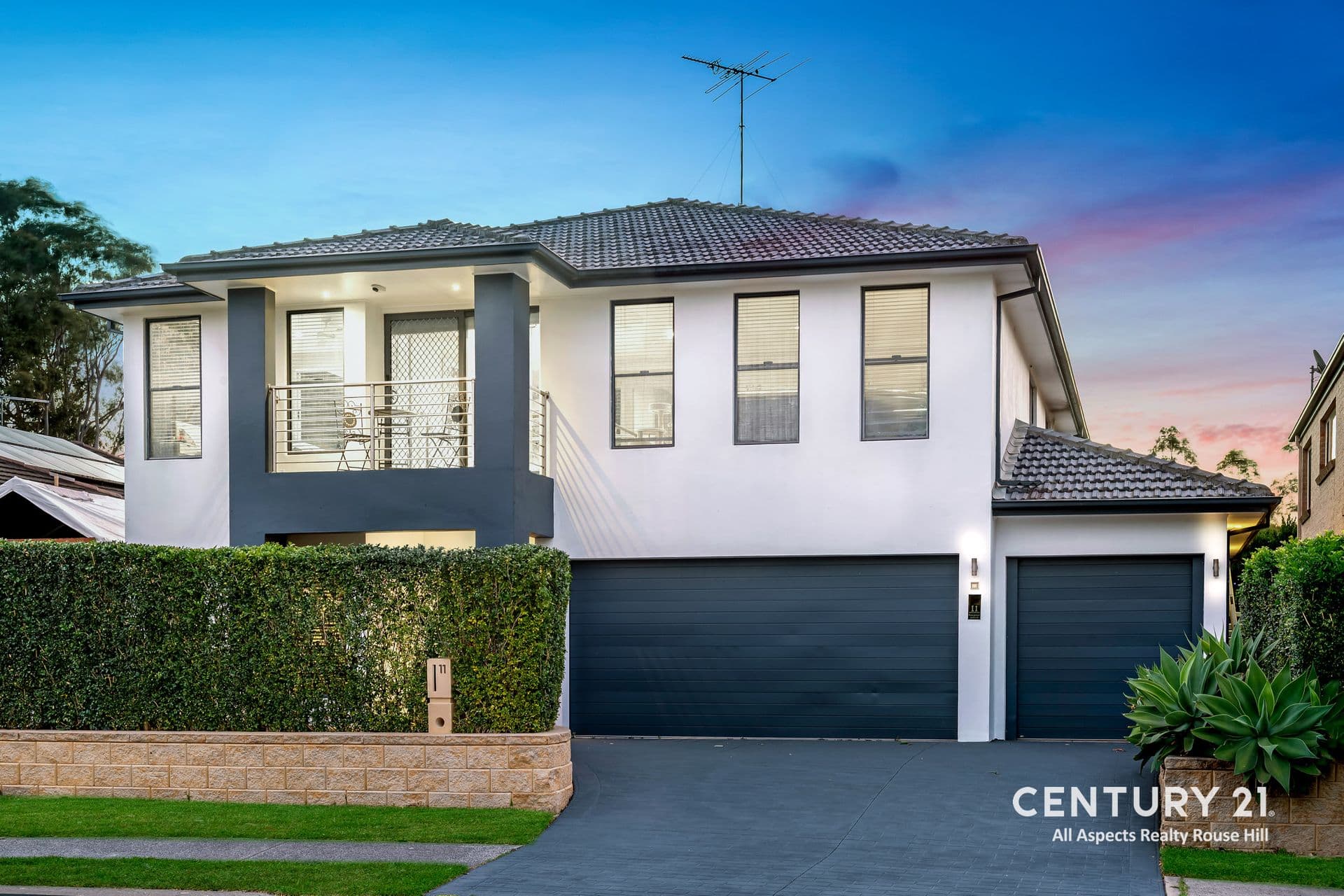 11 Honeyeater Crescent, Beaumont Hills, NSW, 2155, Beaumont Hills - Thumbnail 2