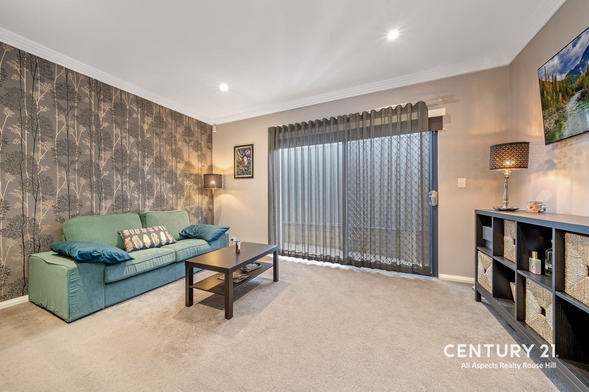 11 Honeyeater Crescent, Beaumont Hills, NSW, 2155, Beaumont Hills - Thumbnail 7