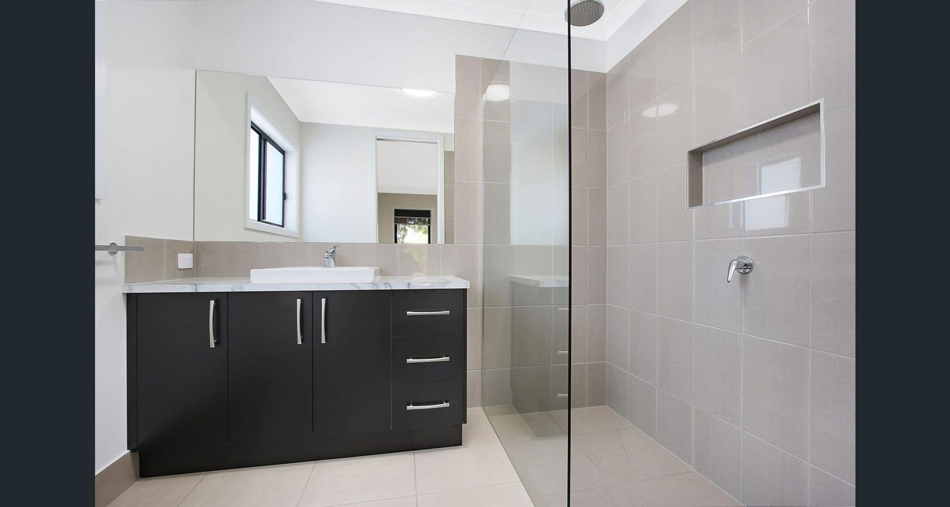 3 Kiama Street, Springdale Heights, NSW, 2641, Springdale Heights - Thumbnail 4