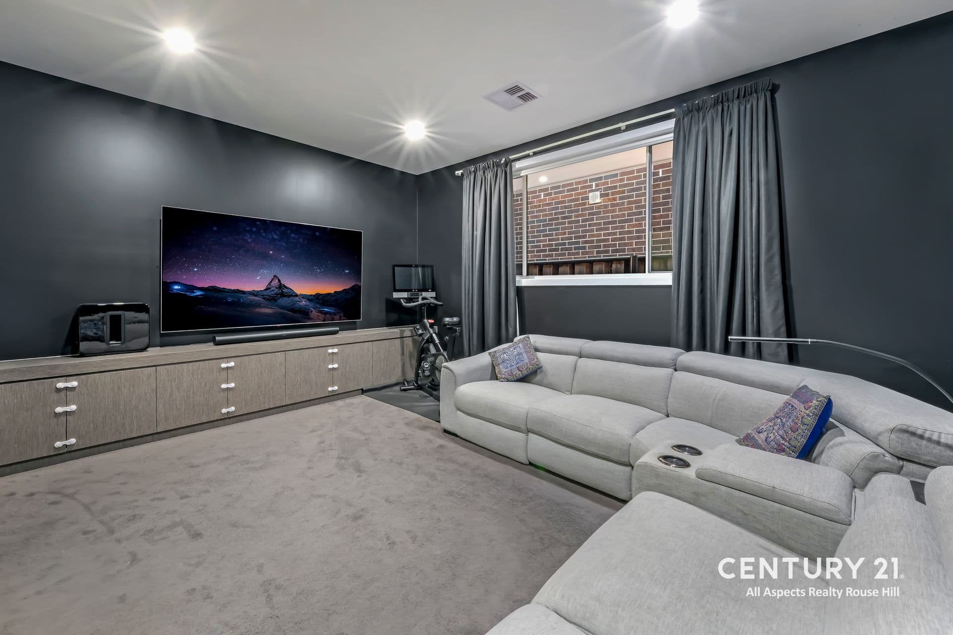 74 McMillian Circuit, North Kellyville, NSW, 2155, North Kellyville - Thumbnail 7