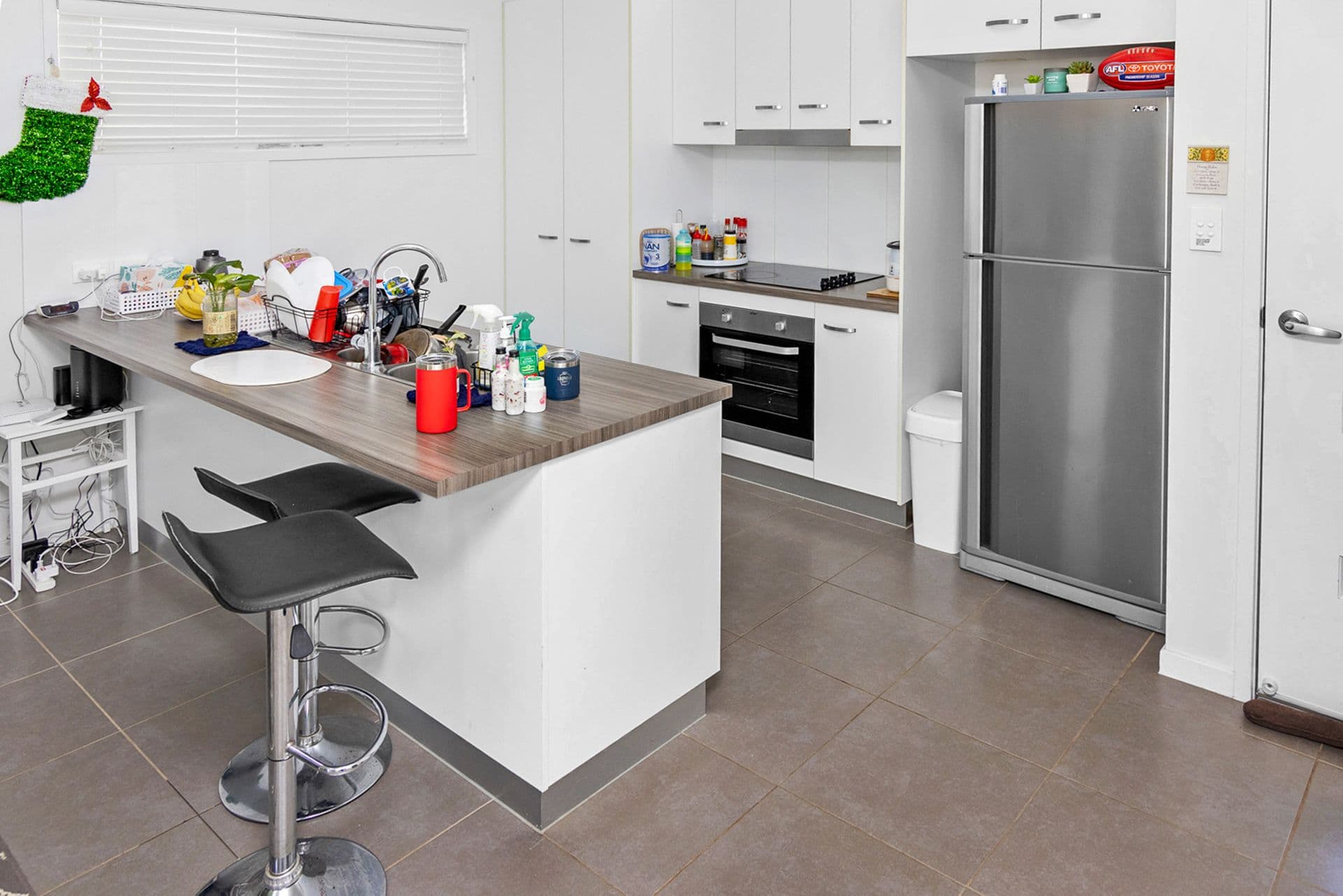 2/10 Bishop Drive, Miles, QLD, 4415, Miles - Thumbnail 4