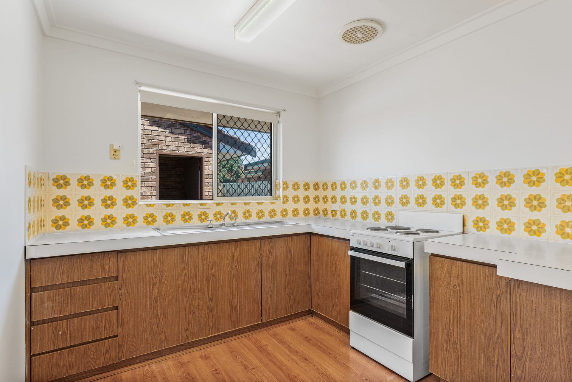 2/280 Lord Street, Perth, WA, 6000, Belmont - Thumbnail 3