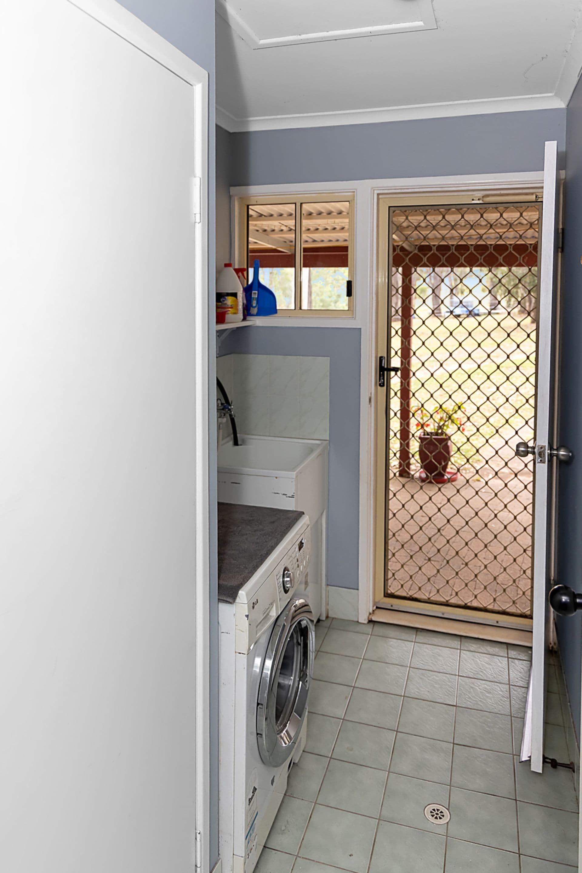 159 Old Esk North Road, Nanango, QLD, 4615, South East Nanango - Thumbnail 8