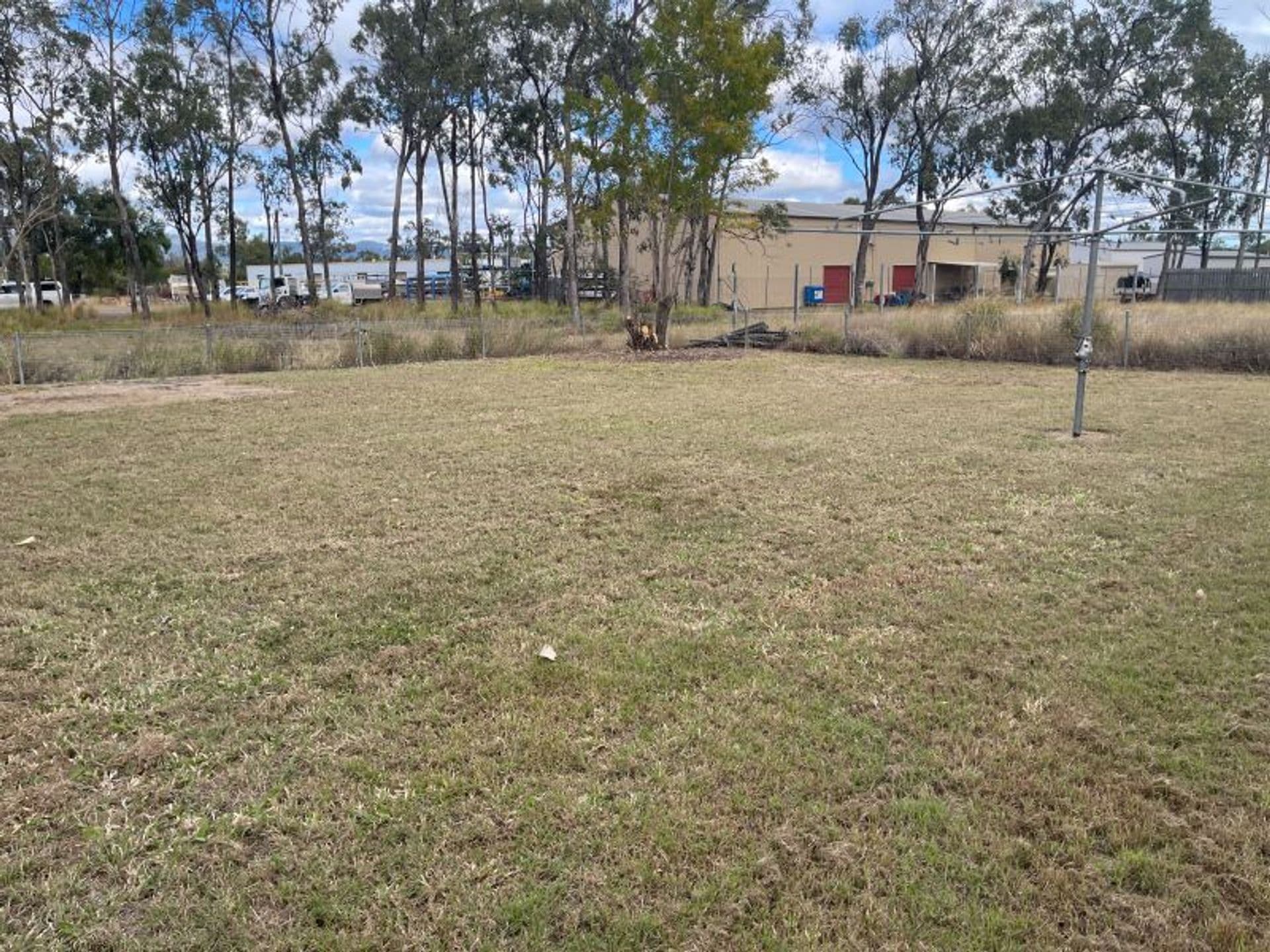19 Beresford Crescent, Dysart, QLD, 4745, Dysart - Thumbnail 2