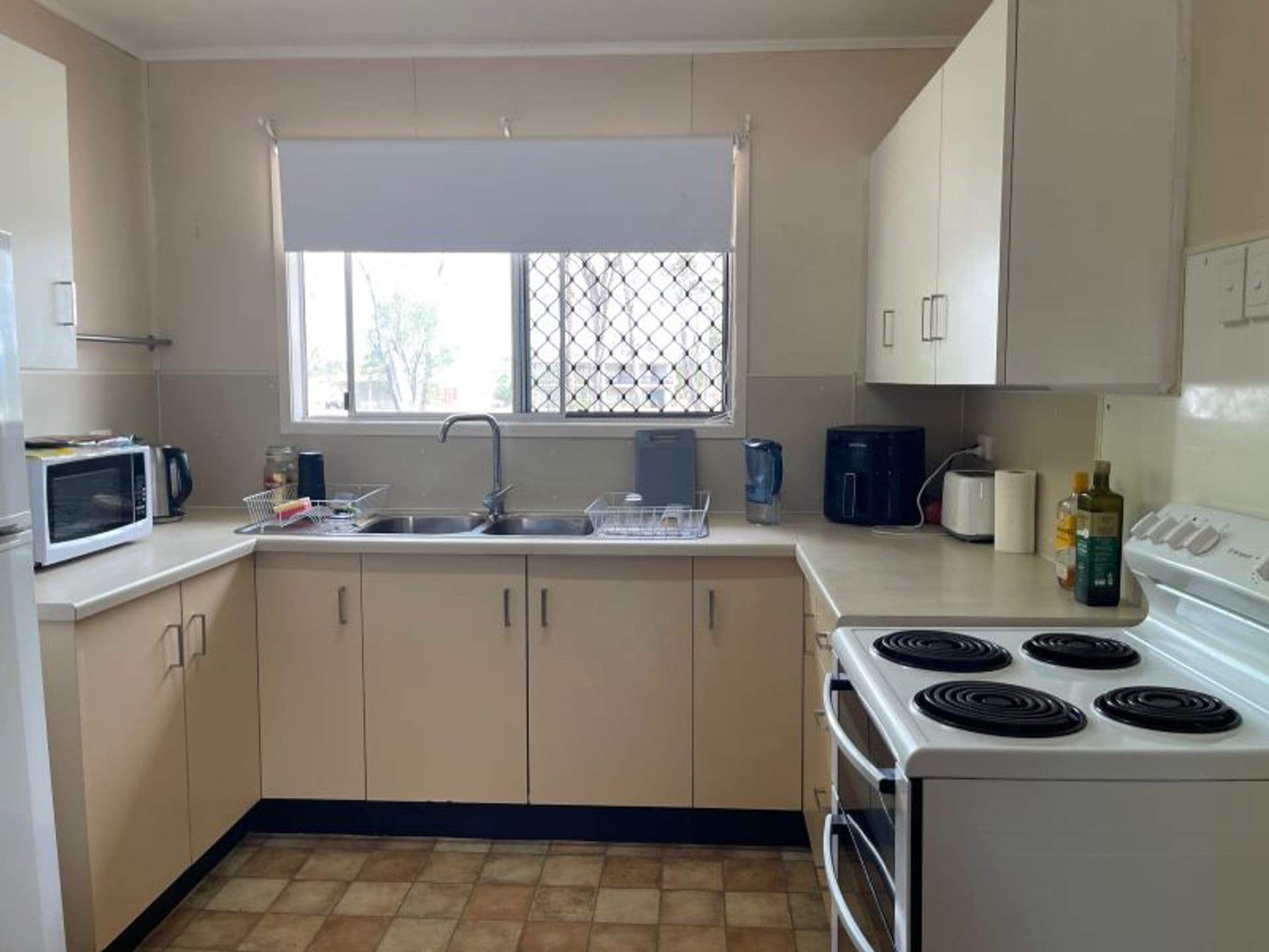 19 Beresford Crescent, Dysart, QLD, 4745, Dysart - Thumbnail 4