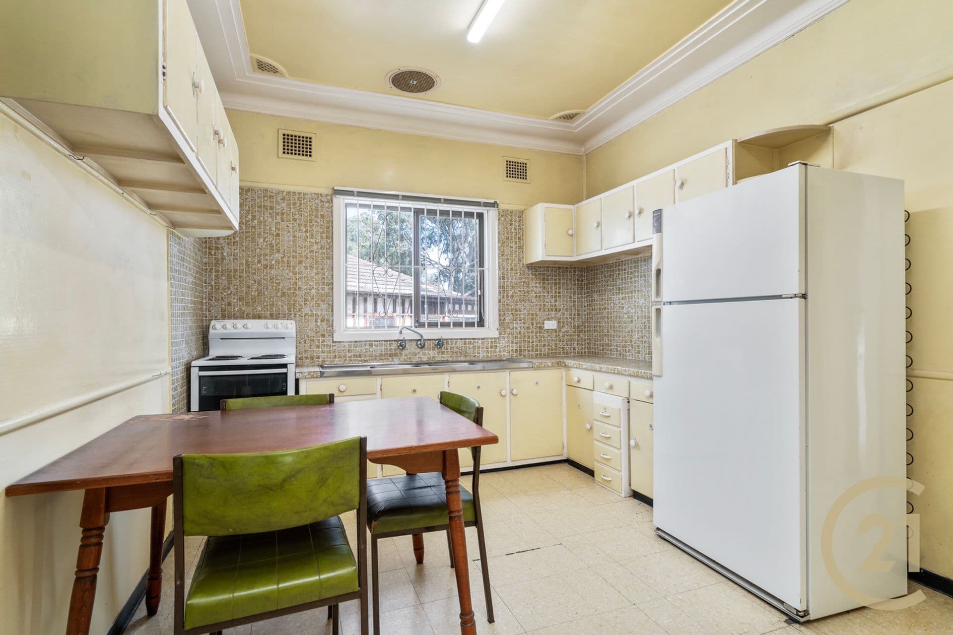 21 Phillip Avenue, Cabramatta, NSW, 2166, Cabramatta - Thumbnail 2