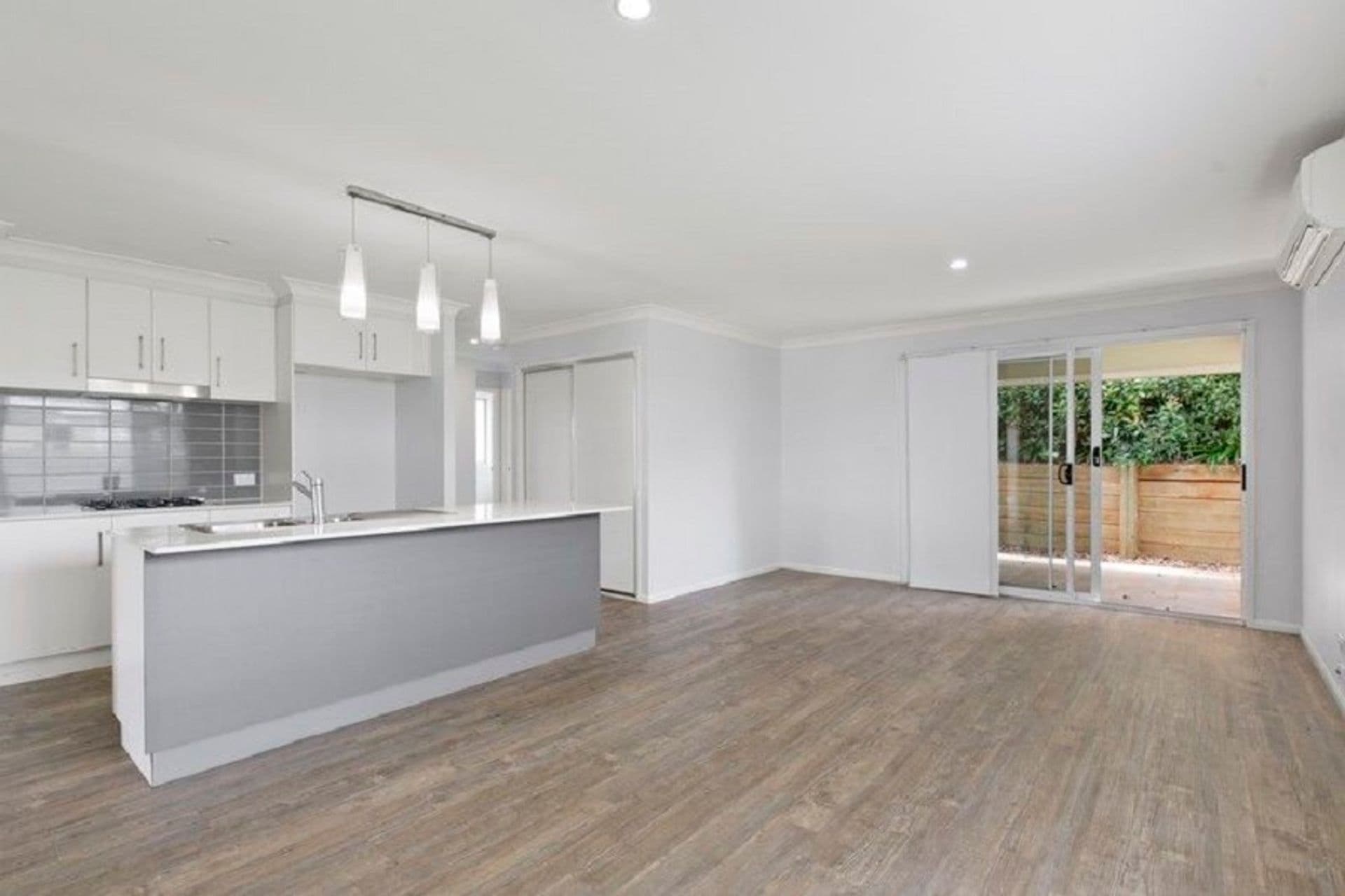 1 Whitley Court, Glenvale, QLD, 4350, Glenvale - Thumbnail 3