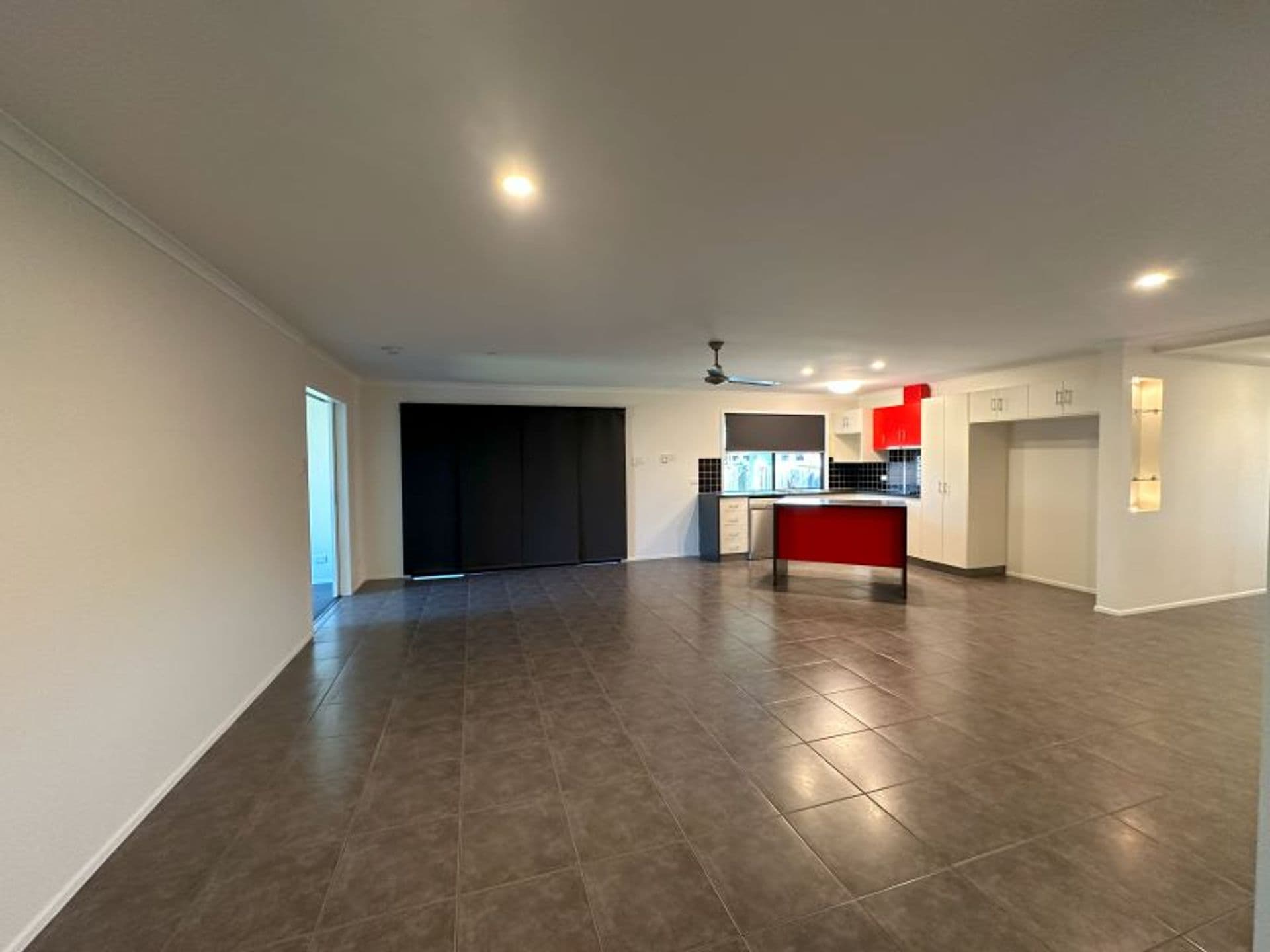 52 Grosvenor Drive, Moranbah, QLD, 4744, Moranbah - Thumbnail 7