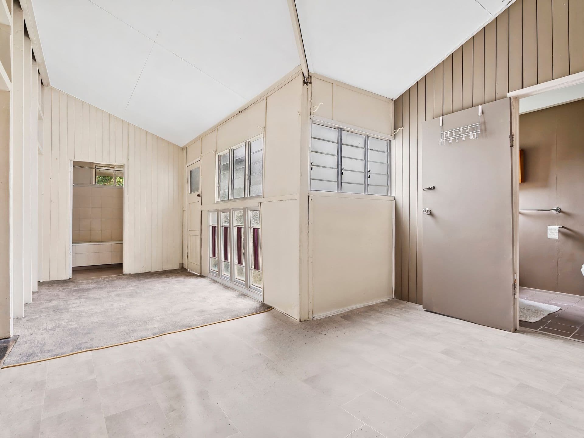 102 Denison Street, Rockhampton City, QLD, 4700, Rockhampton City - Thumbnail 5