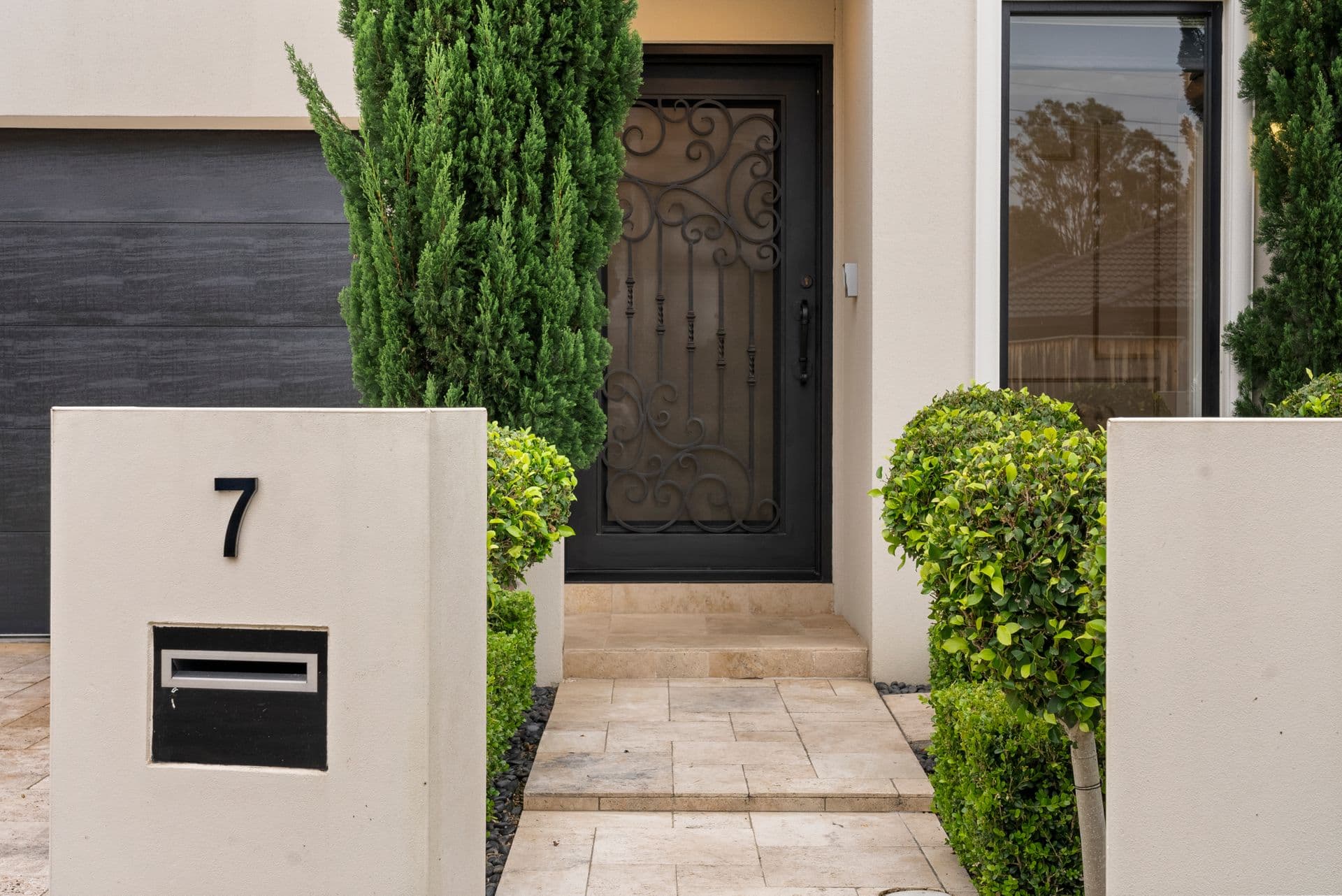 7 County Close, Carnes Hill, NSW, 2171, Carnes Hill - Thumbnail 3