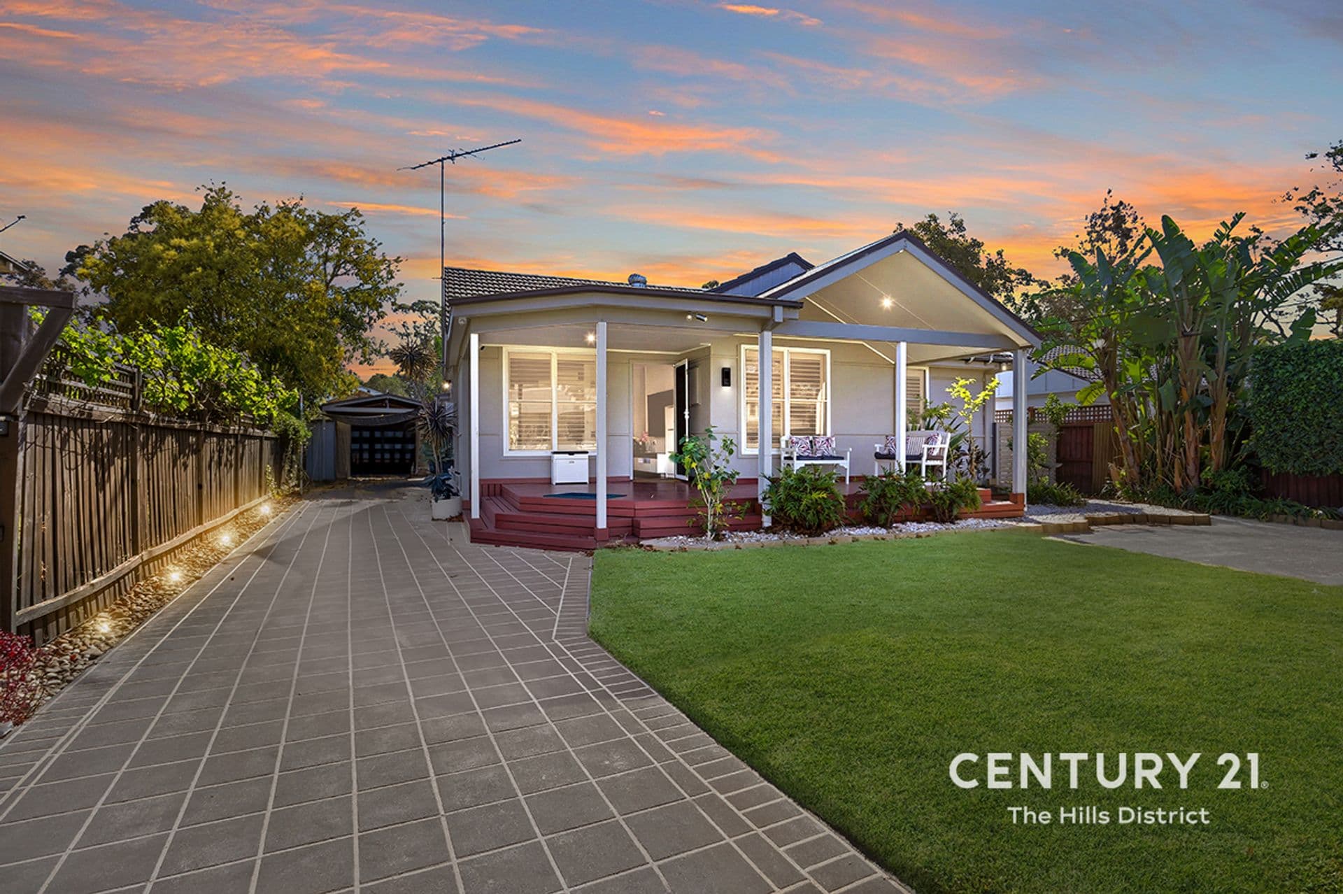 5 Mubo Crescent, Holsworthy, NSW, 2173, Holsworthy - Thumbnail 2