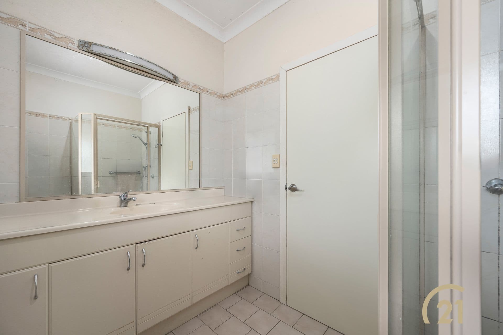 27 Bettington Road, Oatlands - Thumbnail 6