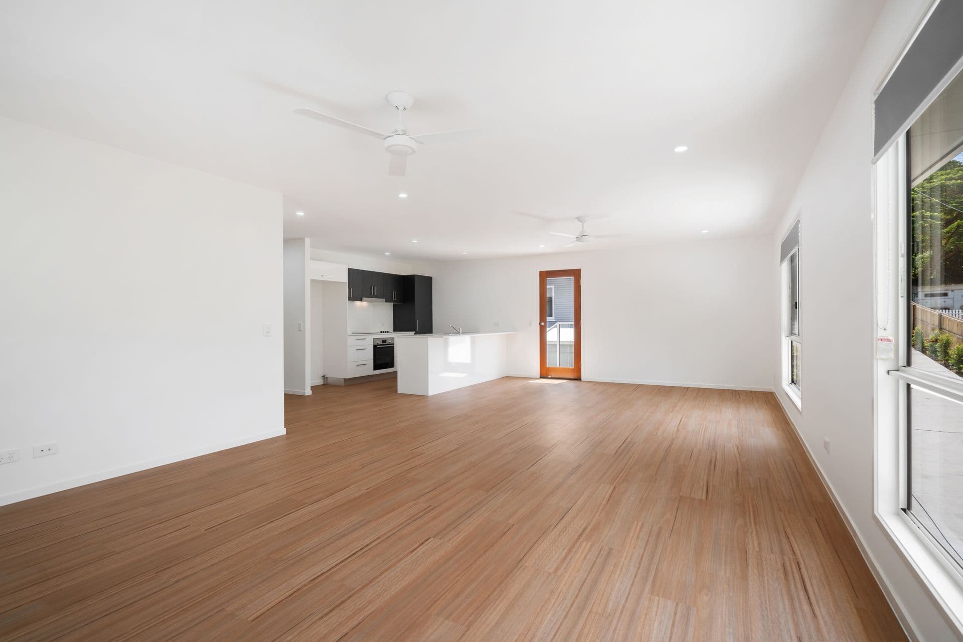 2/4 Dinmore Street, Woombye, QLD, 4559, Woombye - Thumbnail 3