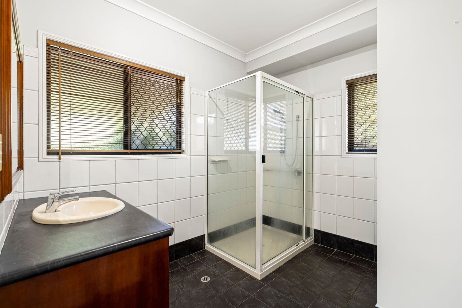 28 Hilltop Crescent, Blue Mountain Heights, QLD, 4350, Blue Mountain Heights - Thumbnail 8