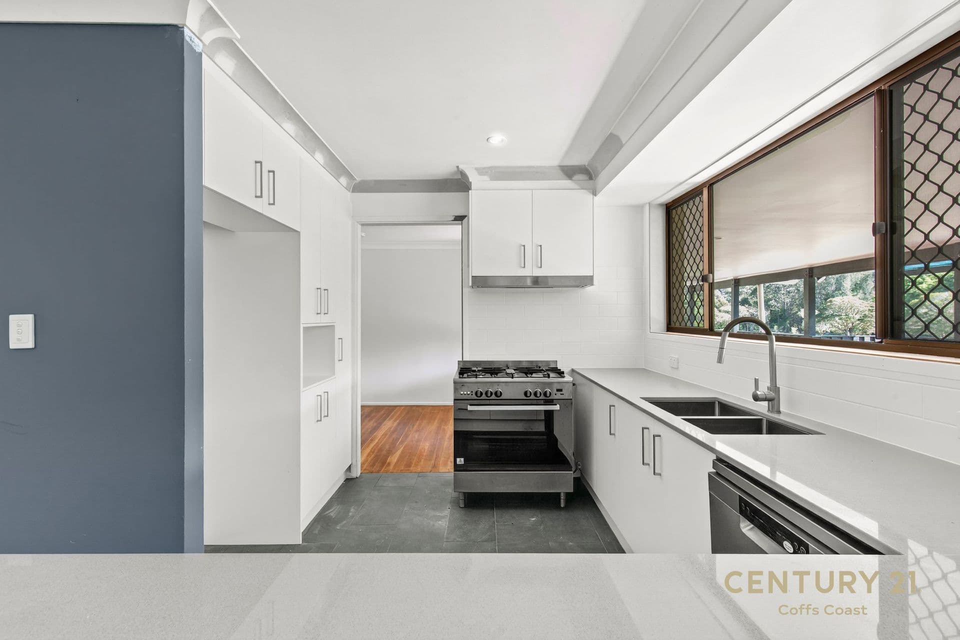 16 Poynten Drive, Emerald Beach, NSW, 2456, Emerald Beach - Thumbnail 2