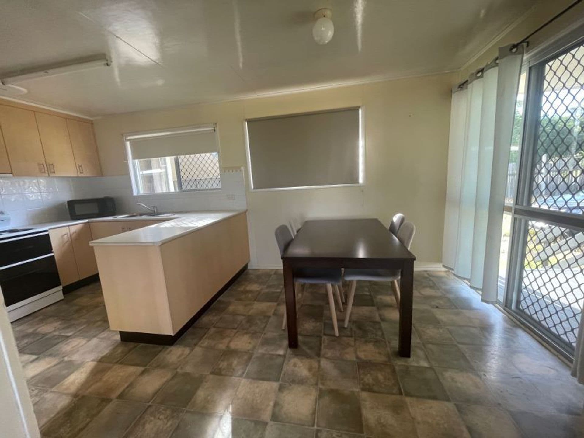 17 Murphy Street, Dysart, QLD, 4745, Dysart - Thumbnail 5