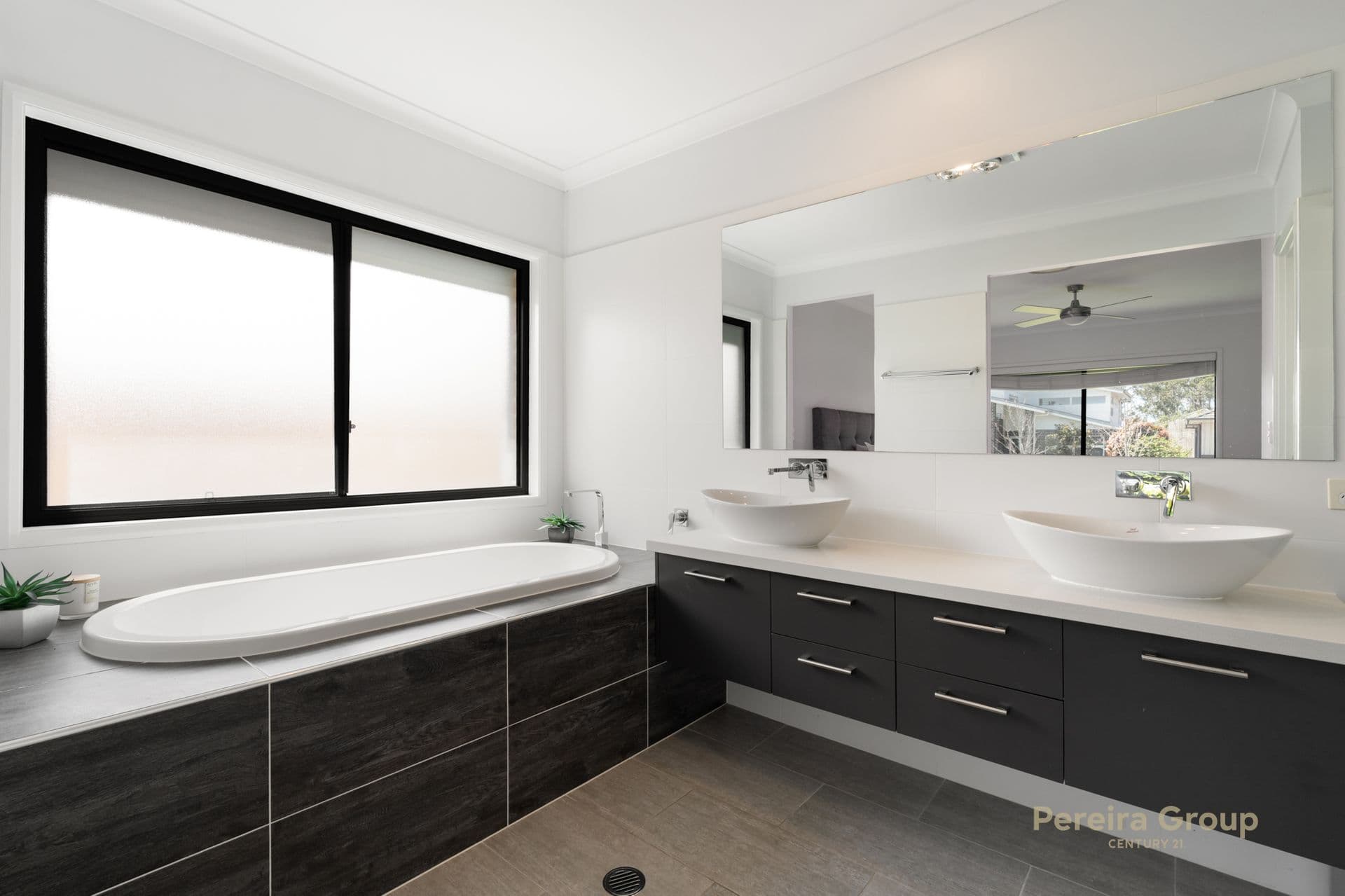 10 Beechworth Parade, Harrington Park, NSW, 2567, Harrington Park - Thumbnail 6