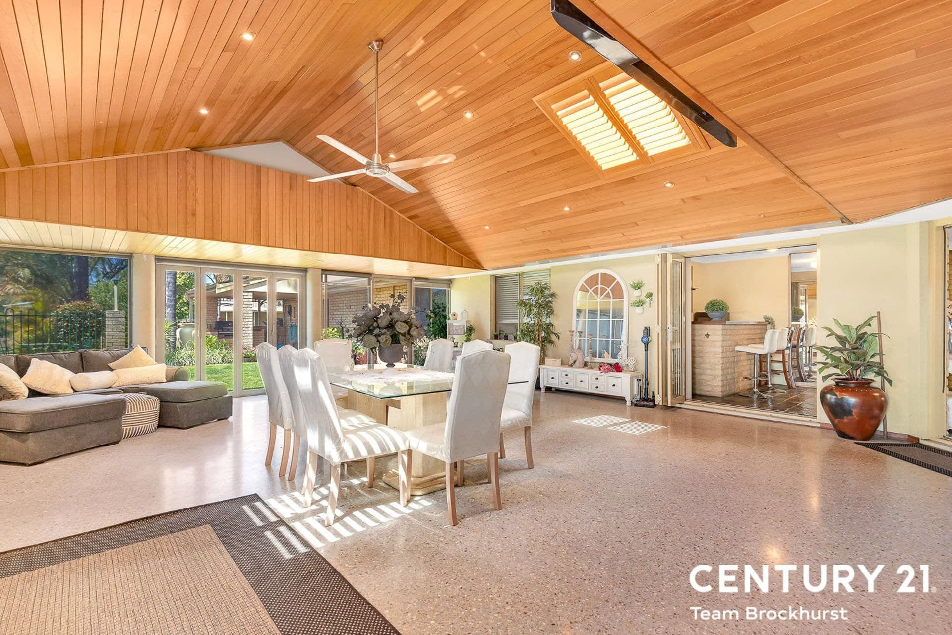 7/10 Warton Rd, Huntingdale, WA, 6110, High Wycombe - Thumbnail 2