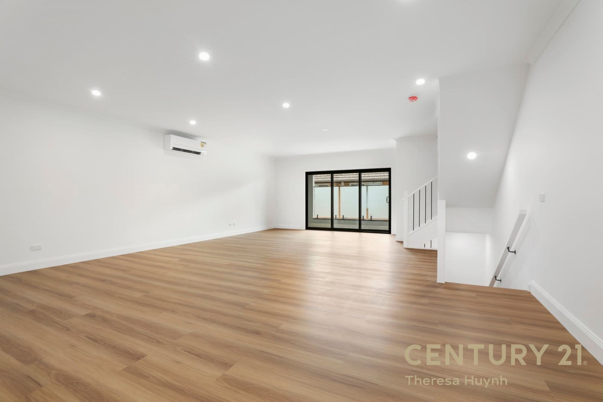 4/19 Royal Avenue, Springvale, VIC, 3171, Springvale - Thumbnail 3