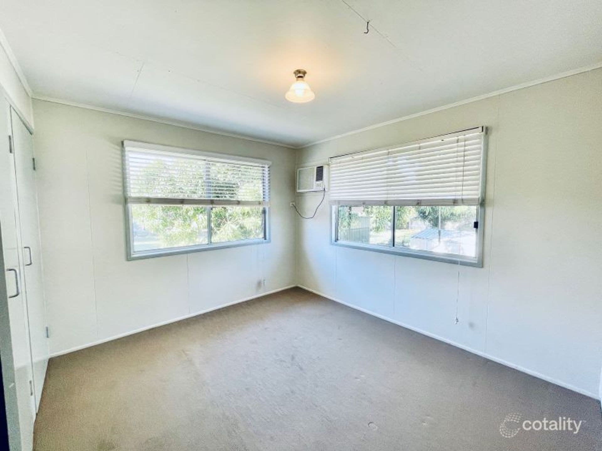 27 Bradman Street, Moranbah, QLD, 4744, Moranbah - Thumbnail 8