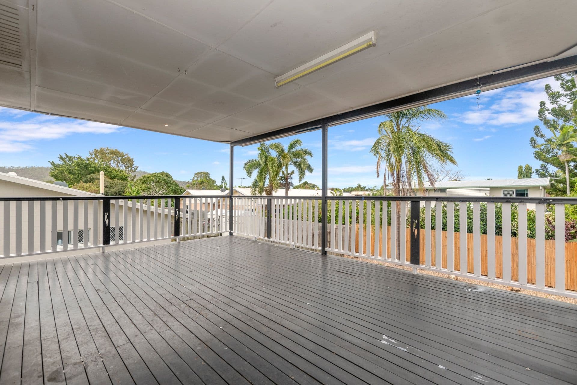 175 Thuringowa Drive, Kirwan, QLD, 4817, Kirwan - Thumbnail 2