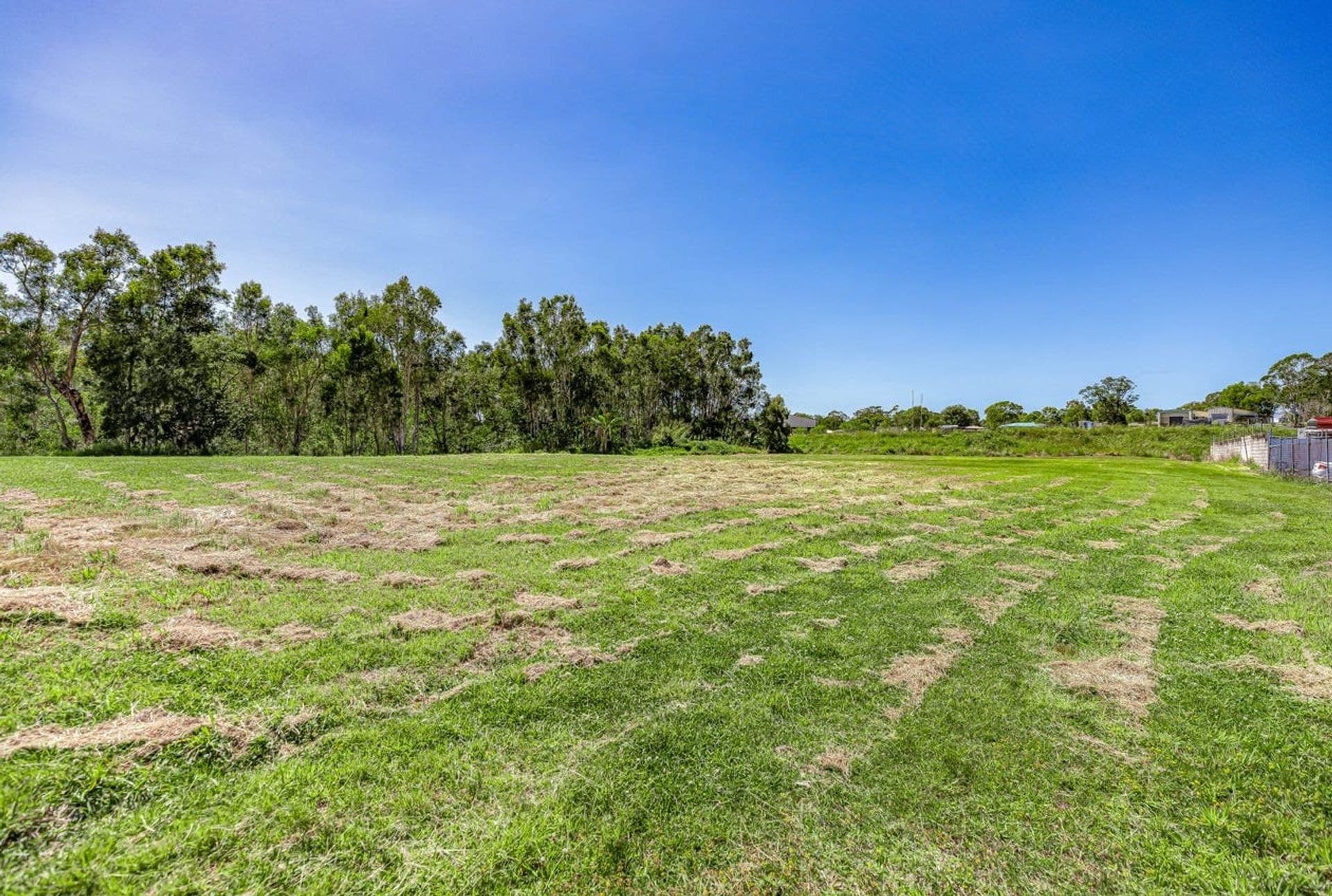 18 Snapper Creek Road, Tin Can Bay, QLD, 4580, Tin Can Bay - Thumbnail 2