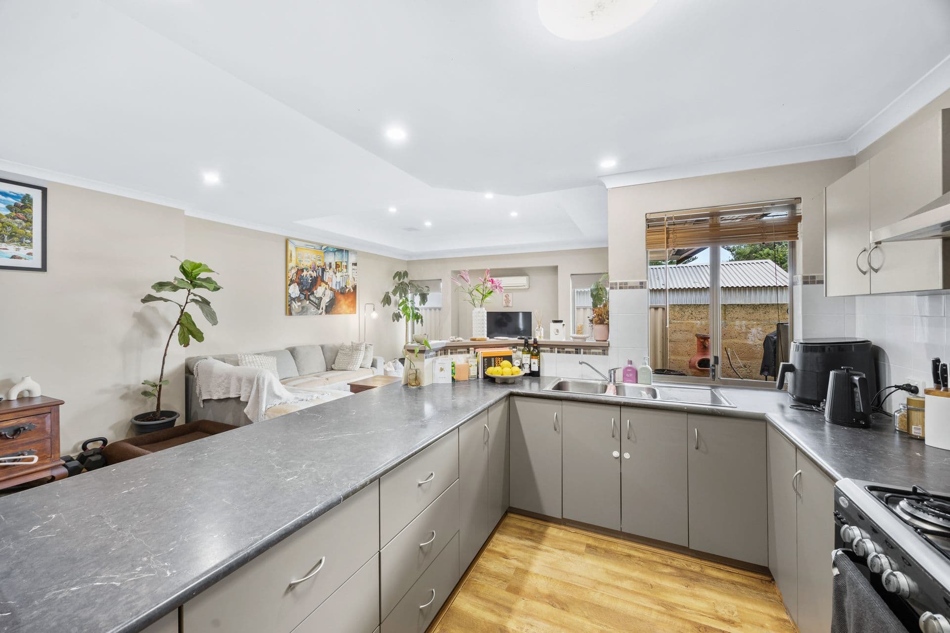 37/23 Casuarina Drive, Bunbury, WA, 6230, Carey Park - Thumbnail 4