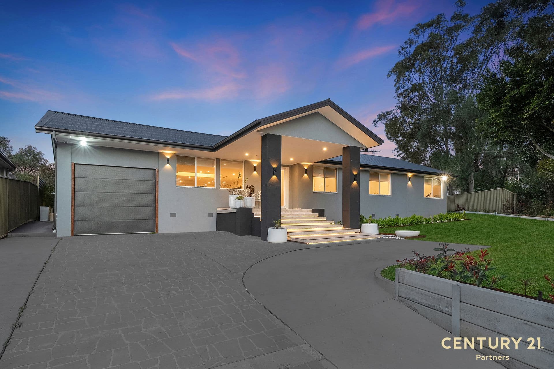 20 Godfrey Avenue, West Hoxton, NSW, 2171, West Hoxton - Image 1