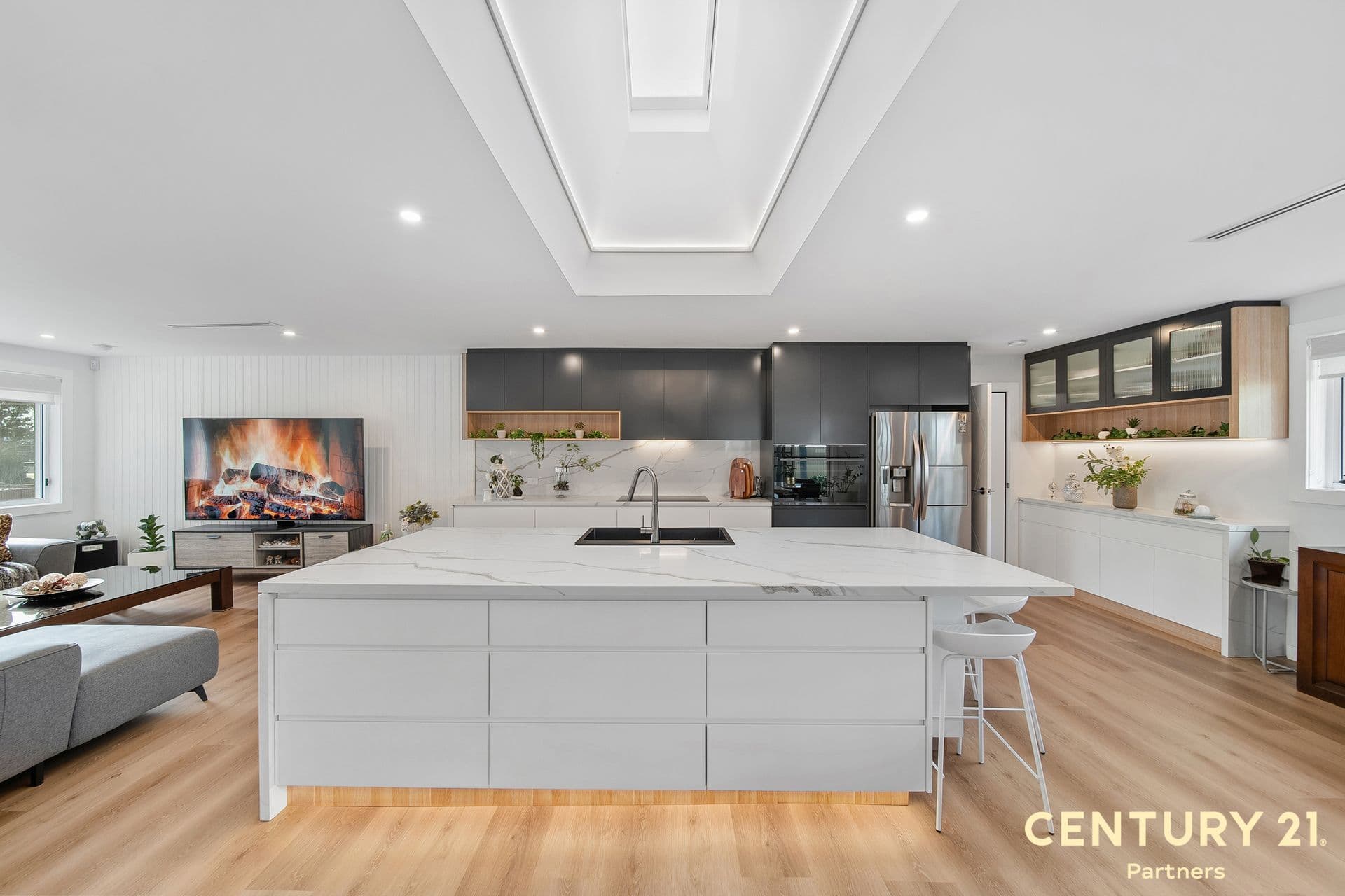 20 Godfrey Avenue, West Hoxton, NSW, 2171, West Hoxton - Thumbnail 3