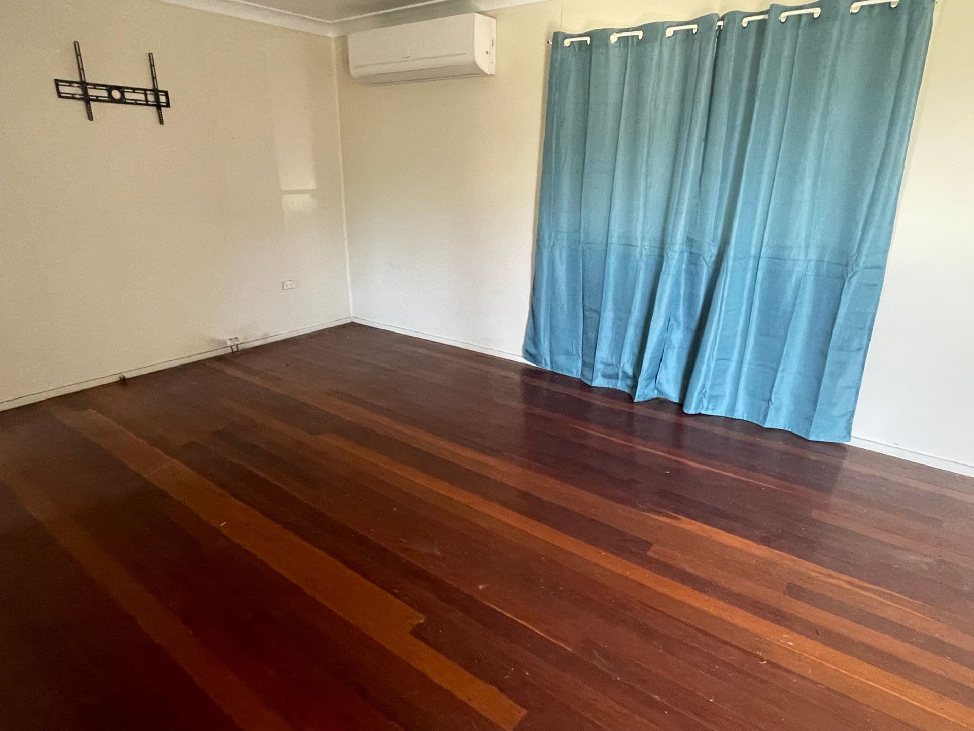 31 Oxley Drive, Moranbah, QLD, 4744, Moranbah - Thumbnail 3