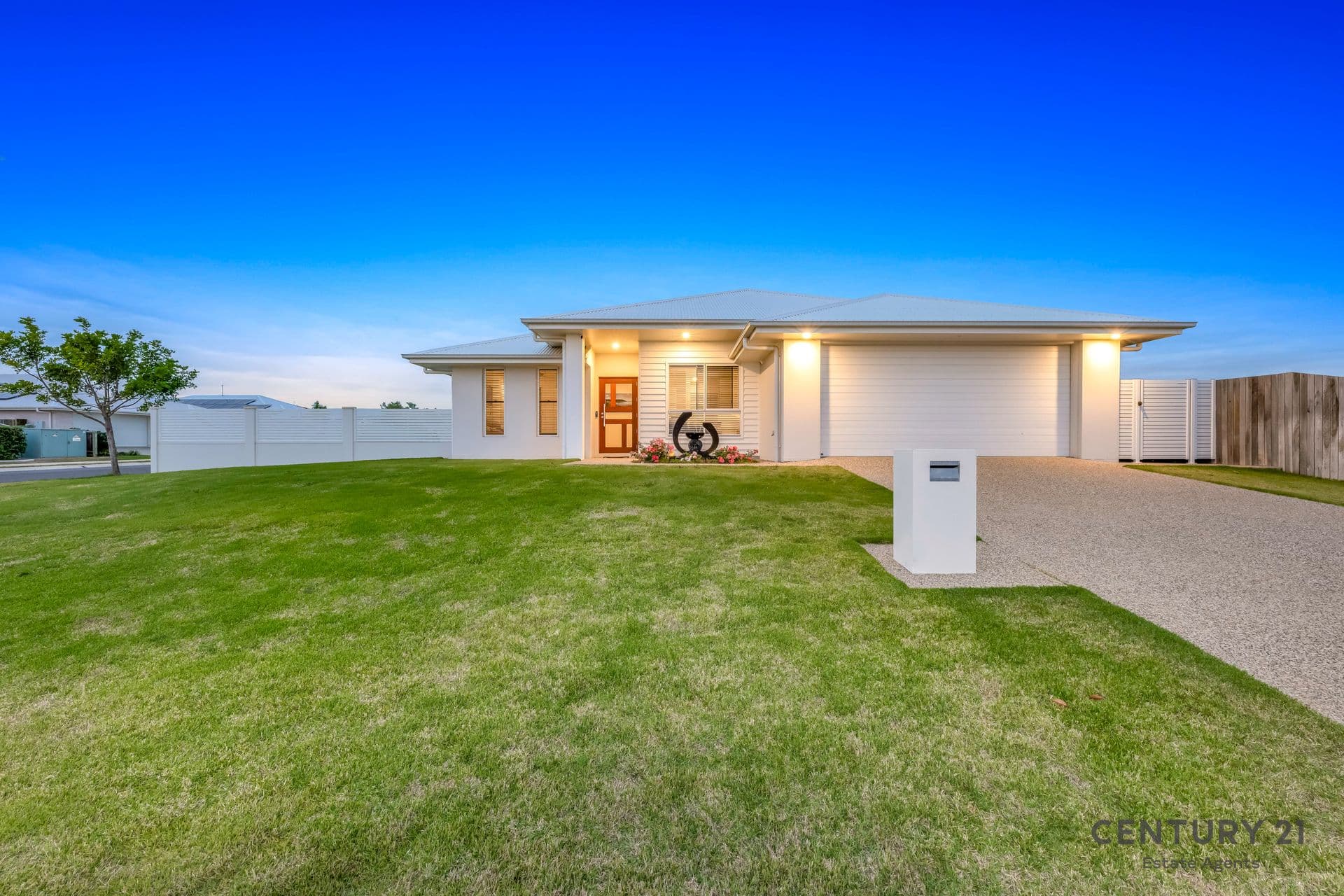 2/14 Heidke St, Bundaberg, QLD, 4670, Bargara - Image 1
