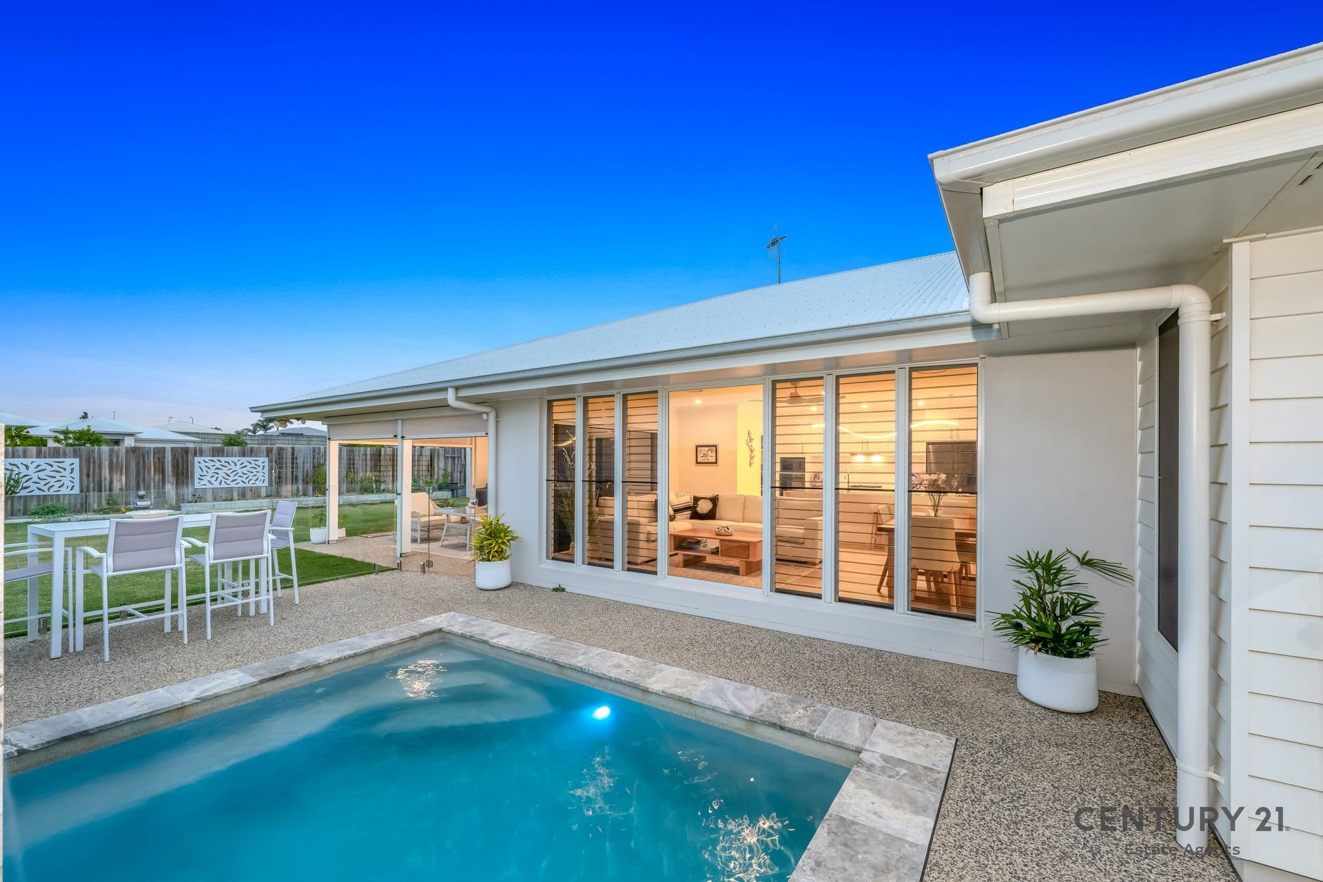 2/14 Heidke St, Bundaberg, QLD, 4670, Bargara - Thumbnail 2