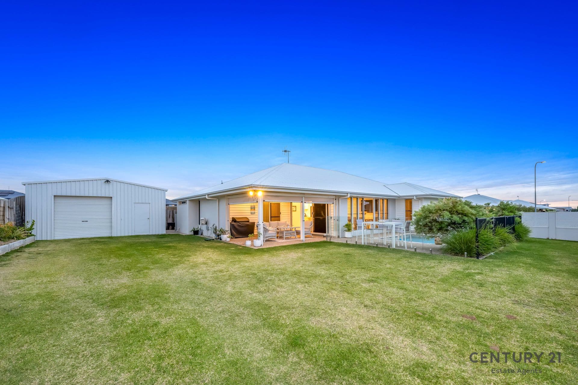 2/14 Heidke St, Bundaberg, QLD, 4670, Bargara - Thumbnail 3