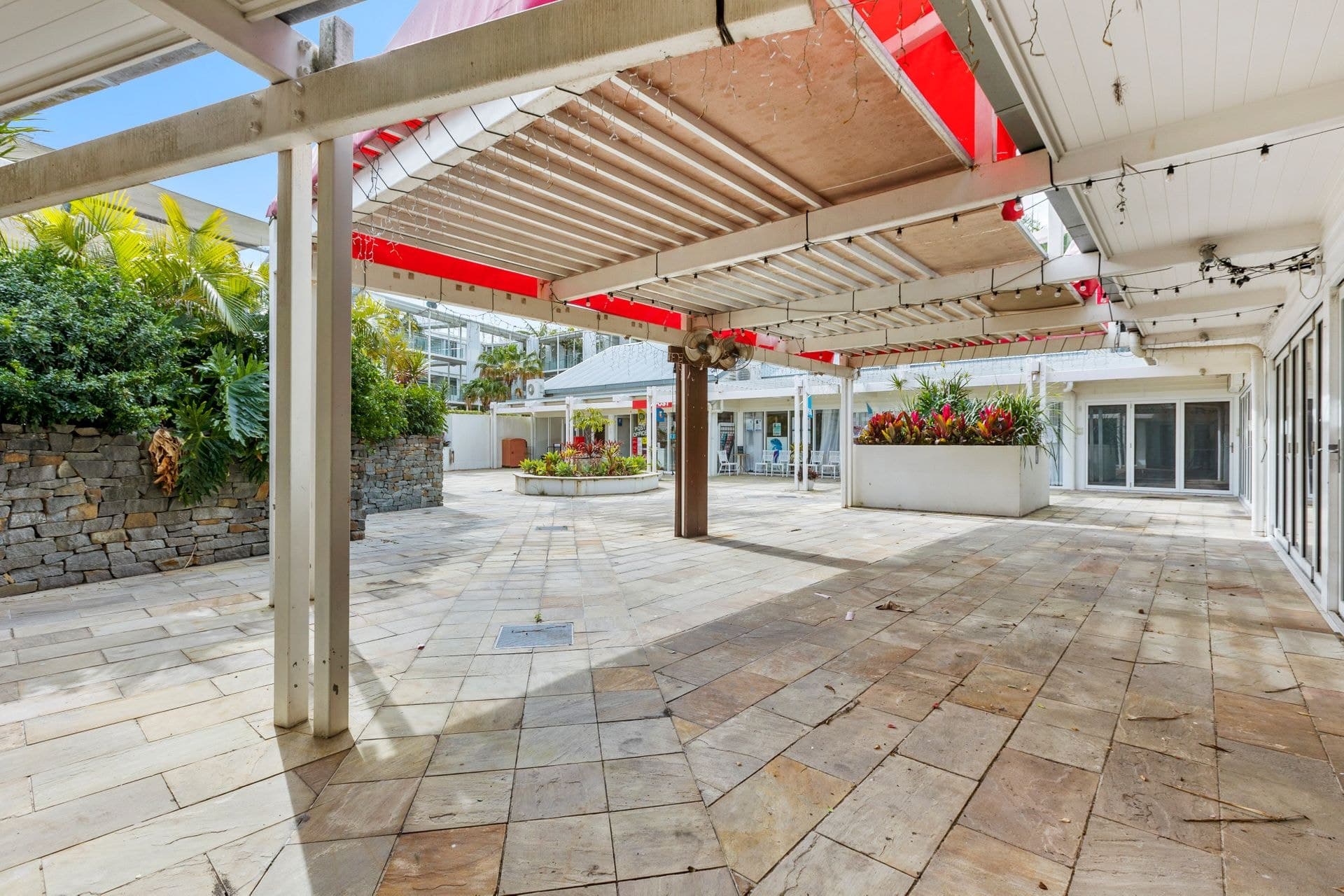 Shop 1/19 Rainbow Beach Road, Rainbow Beach, QLD, 4581, Rainbow Beach - Thumbnail 2