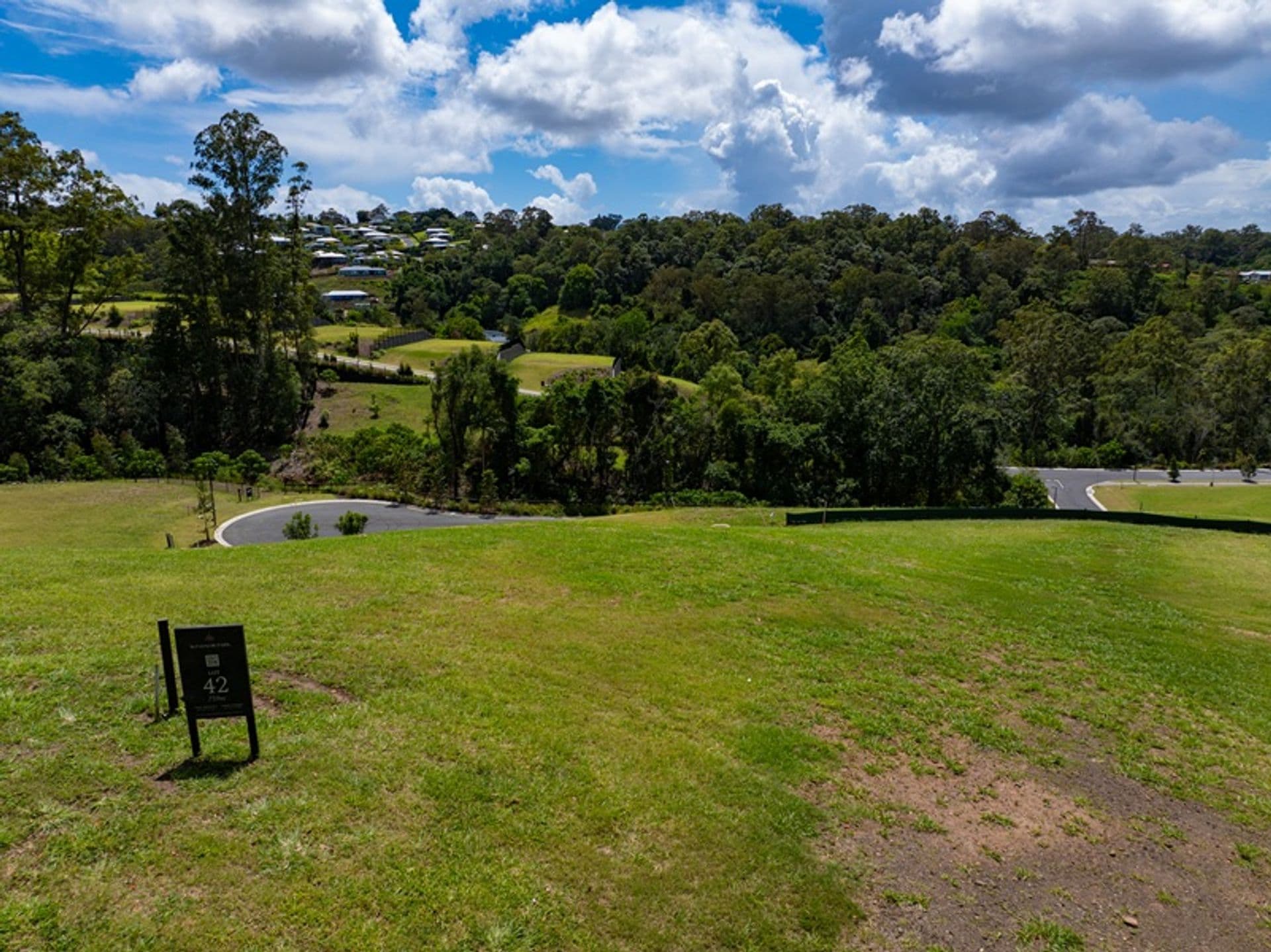 16 Stoneleigh Rise, Burnside, QLD, 4560, Burnside - Thumbnail 2