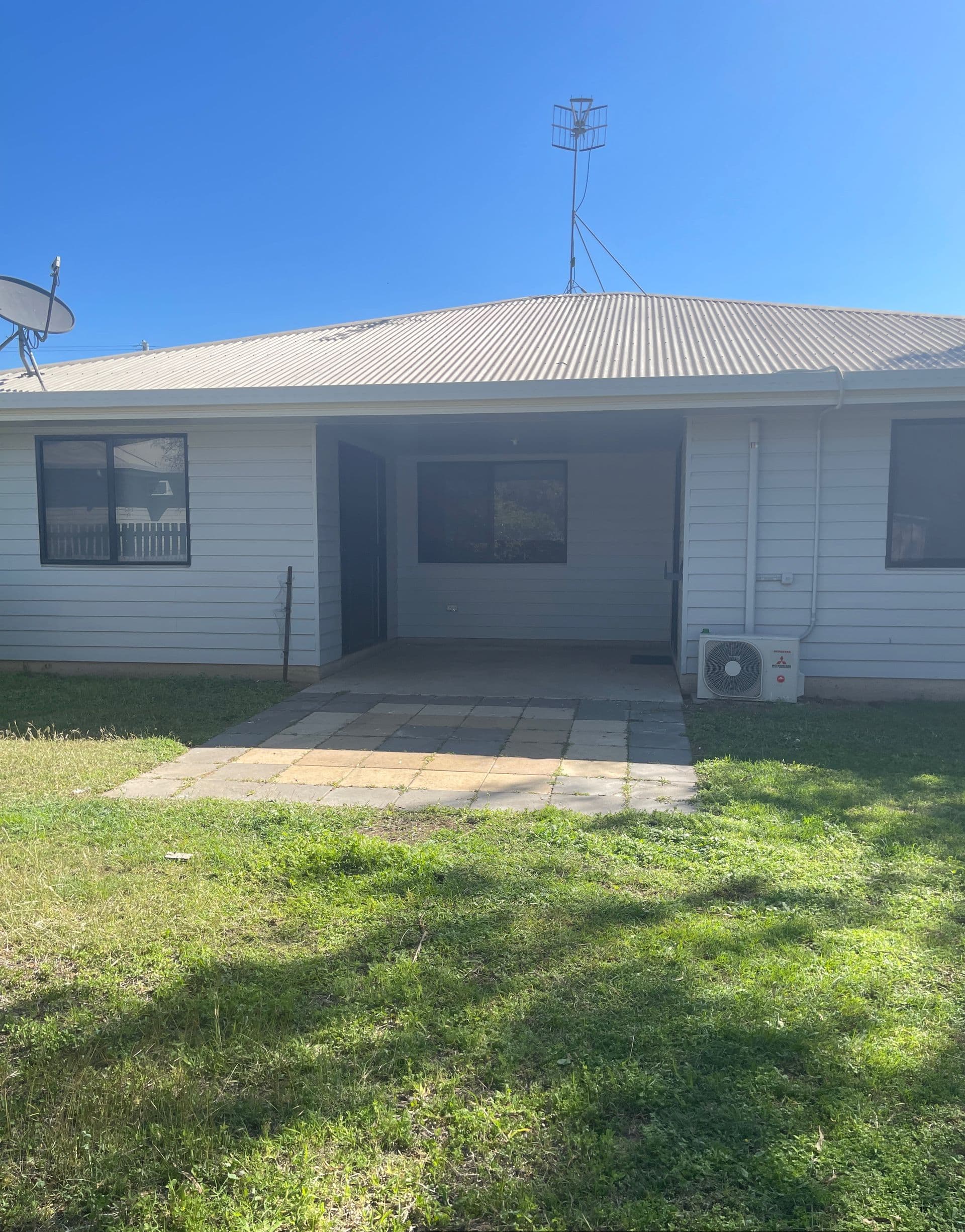 7-63 Grosvenor Drive, Moranbah, QLD, 4744, Moranbah - Thumbnail 3