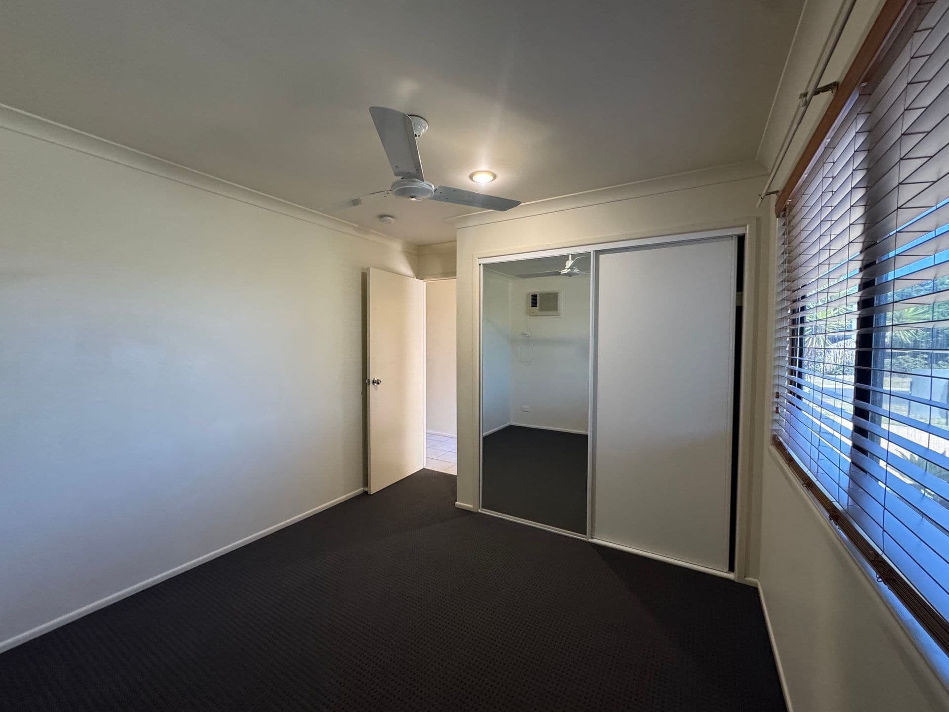 26 Savannah Drive, Moranbah, QLD, 4744, Moranbah - Thumbnail 5