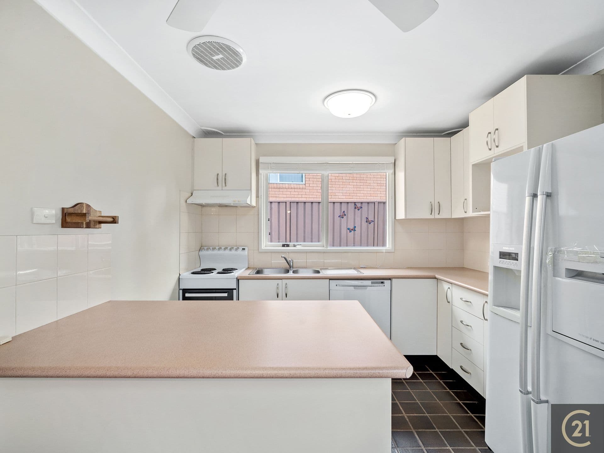 3/8-10 Revesby Place, Revesby, NSW, 2212, Leumeah - Thumbnail 2