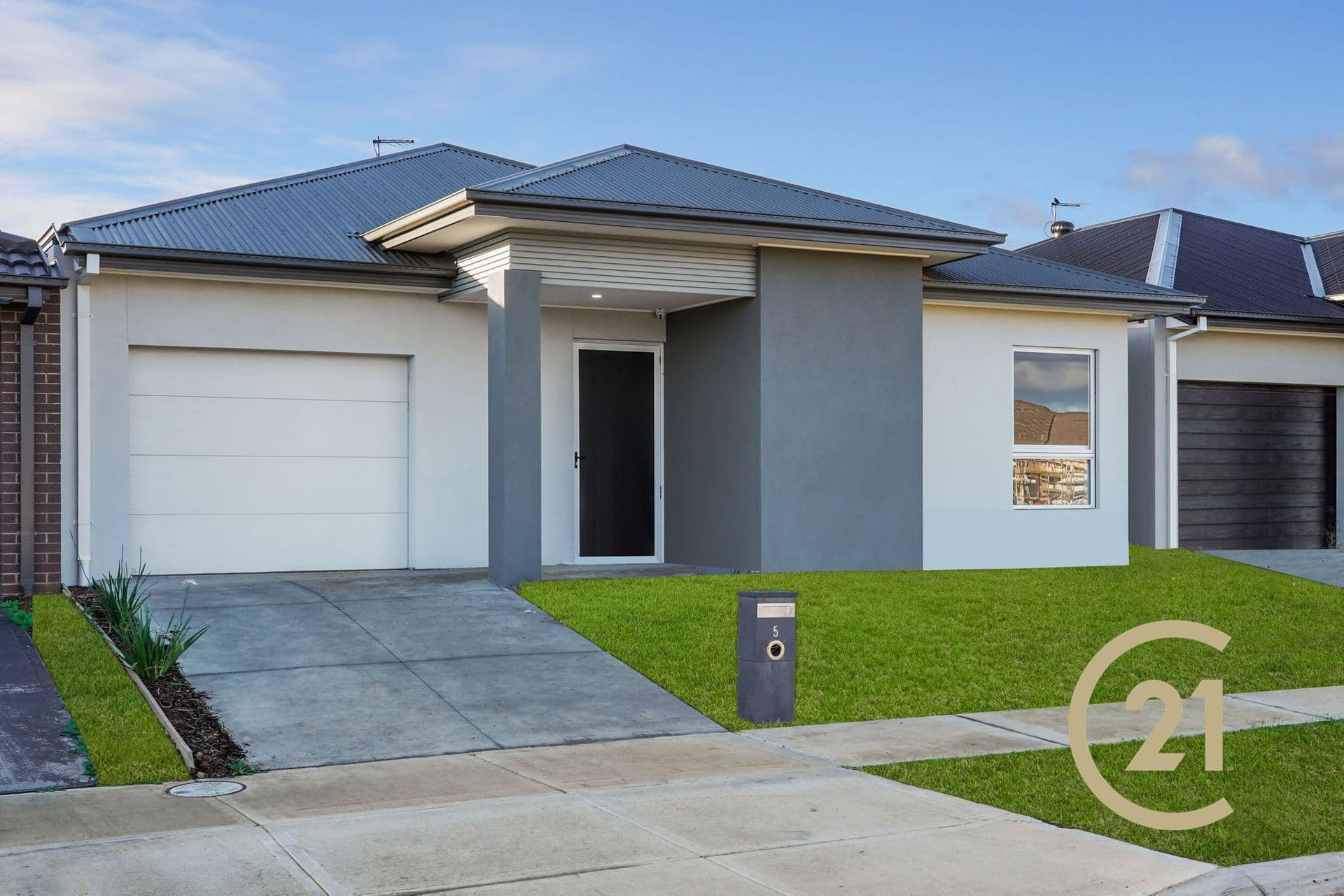 Suite 4 241-244 Caroline Springs Blvd, Caroline Springs, VIC, 3023, Harkness - Image 1