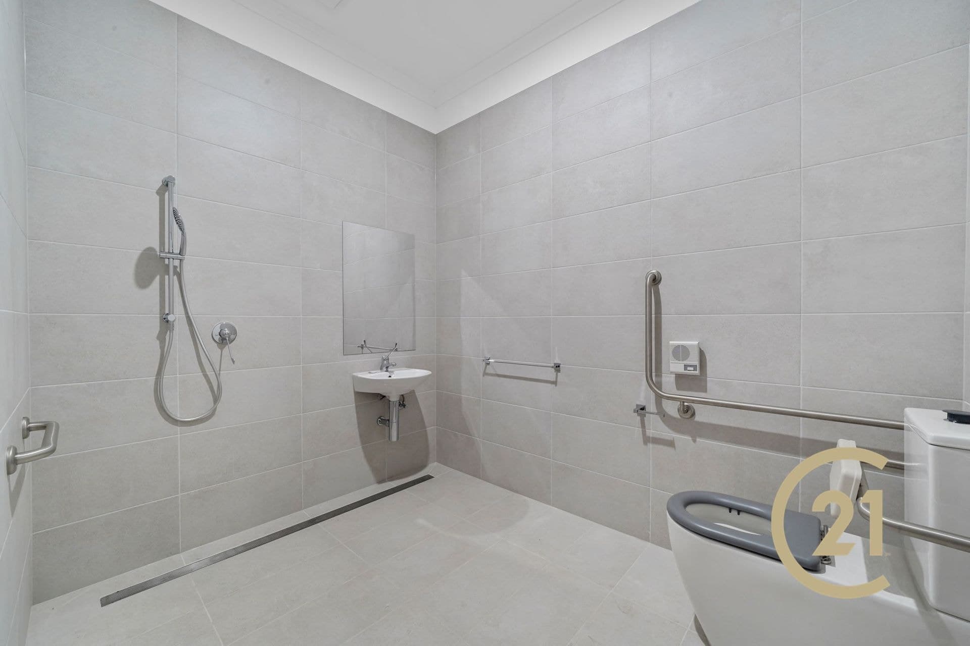 Suite 4 241-244 Caroline Springs Blvd, Caroline Springs, VIC, 3023, Harkness - Thumbnail 4