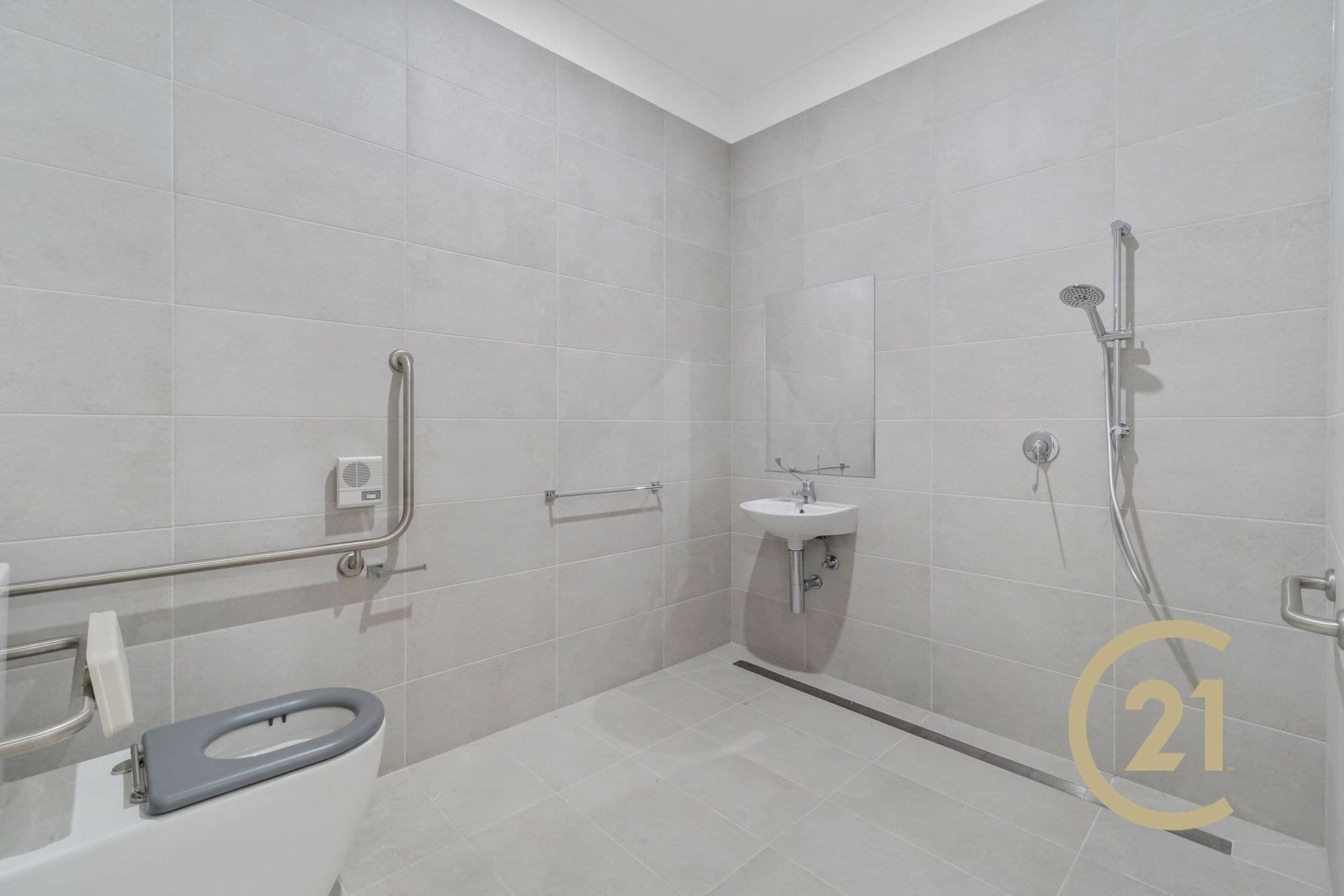 Suite 4 241-244 Caroline Springs Blvd, Caroline Springs, VIC, 3023, Harkness - Thumbnail 6