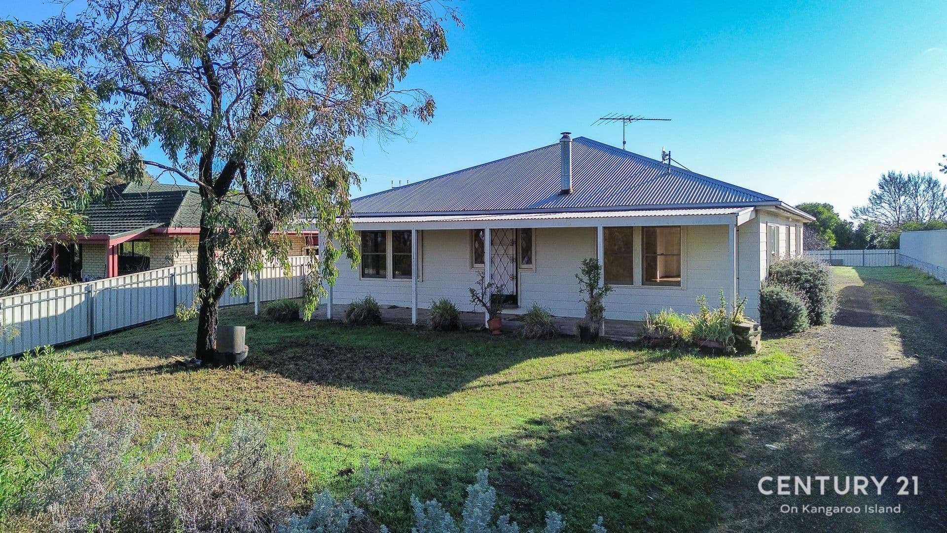 16 Rawson Street, Kingscote - Thumbnail 2