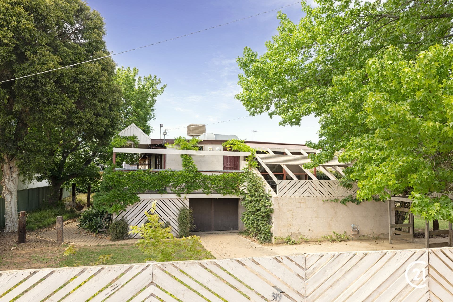 319-321 Ogilvie Avenue, Echuca, VIC, 3564, Echuca - Thumbnail 2