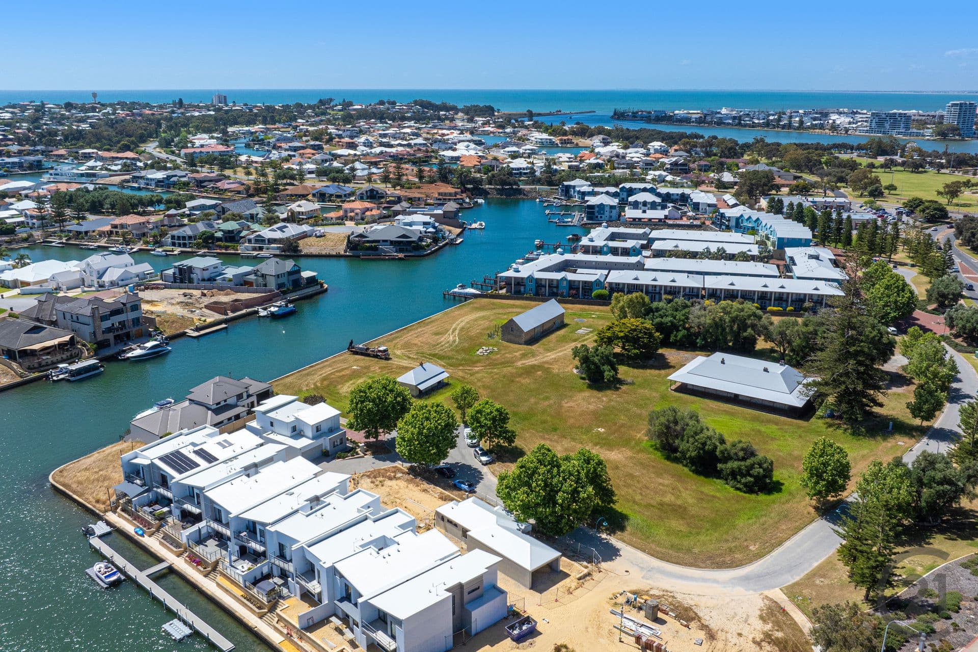 Lot 1/1 Apollo Place, Halls Head, WA, 6210, Halls Head - Thumbnail 5