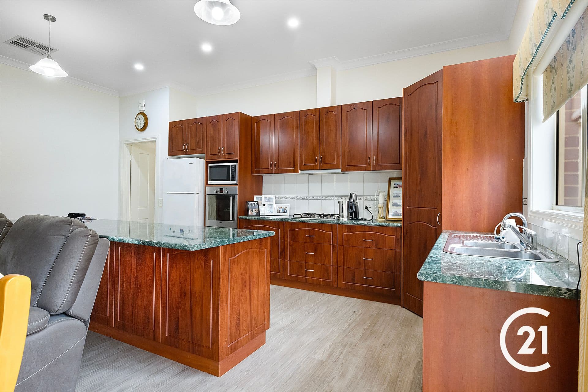 215 Mckinlay Street, Echuca, VIC, 3564, Echuca - Thumbnail 3
