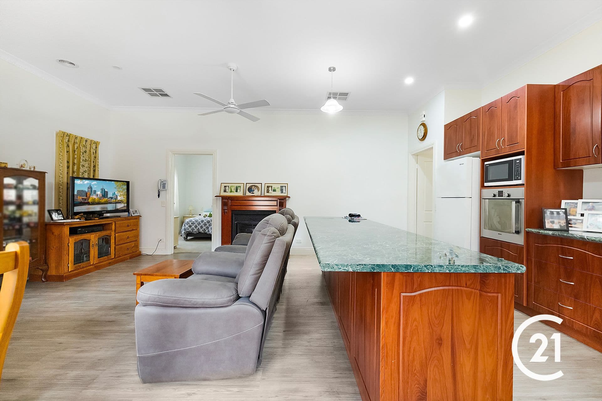 215 Mckinlay Street, Echuca, VIC, 3564, Echuca - Thumbnail 4