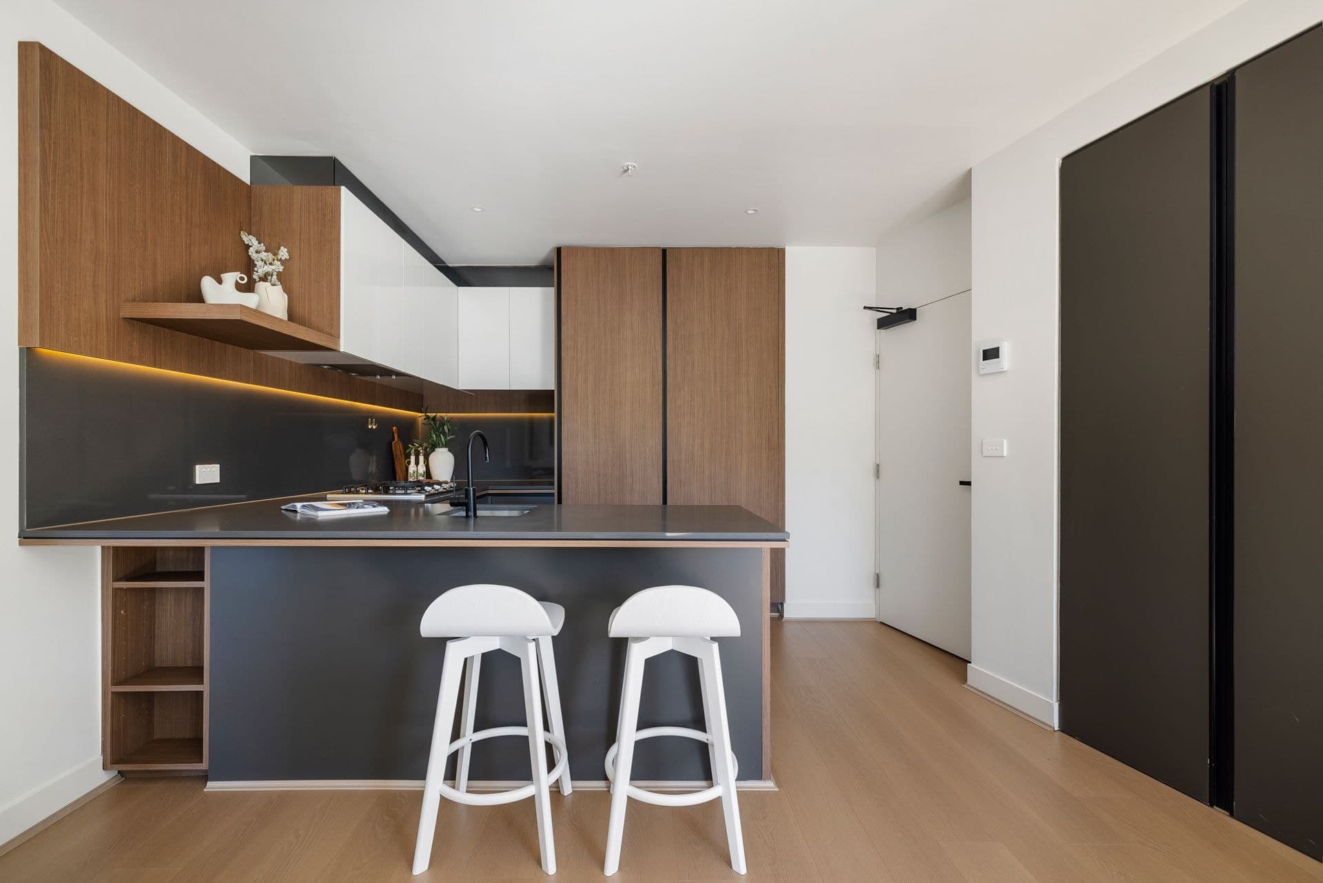 G20/692 Whitehorse Road, Mont Albert, VIC, 3127, Mont Albert - Thumbnail 5