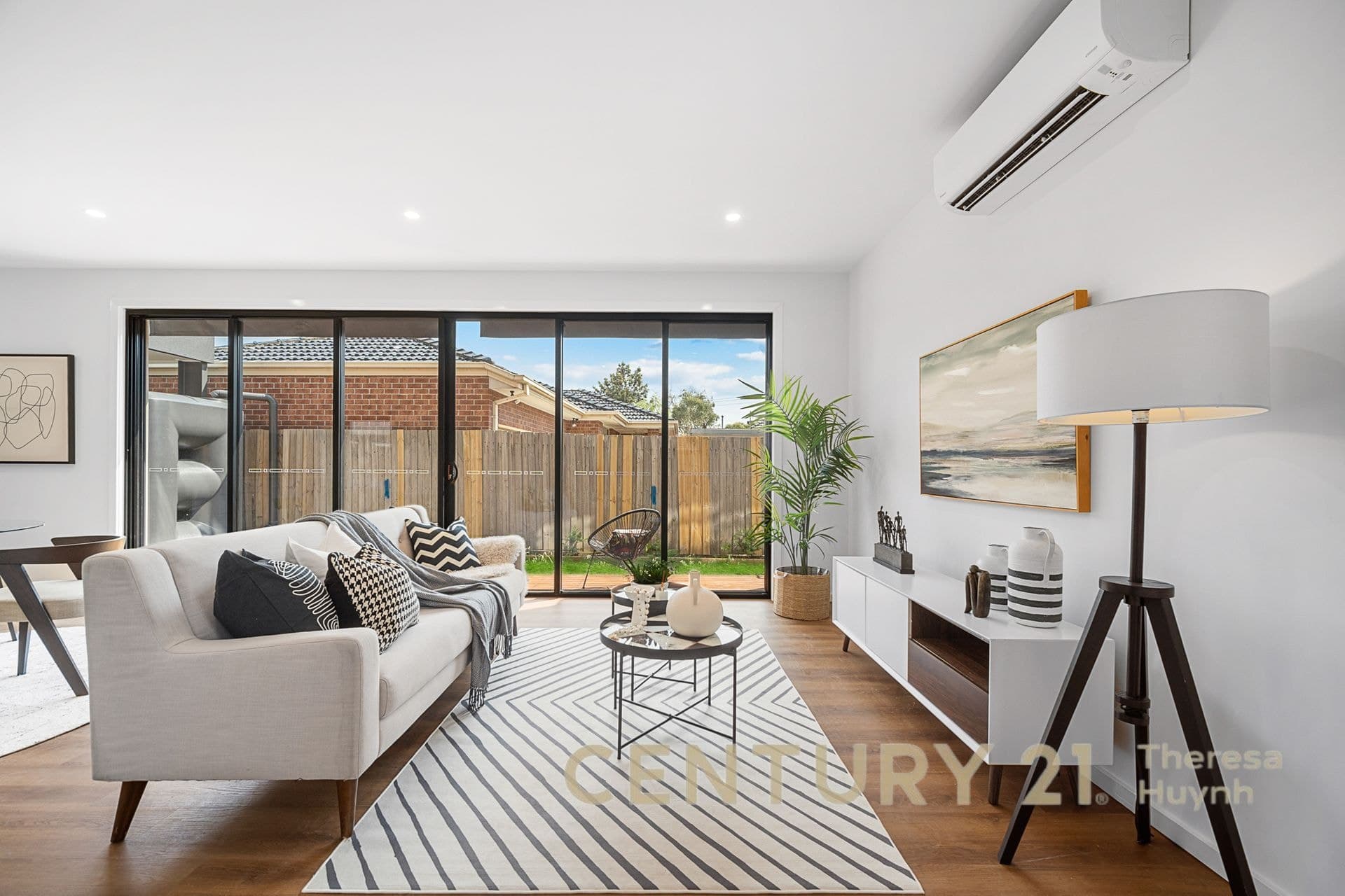 2/4 Princess Avenue, Springvale, VIC, 3171, Springvale - Thumbnail 2