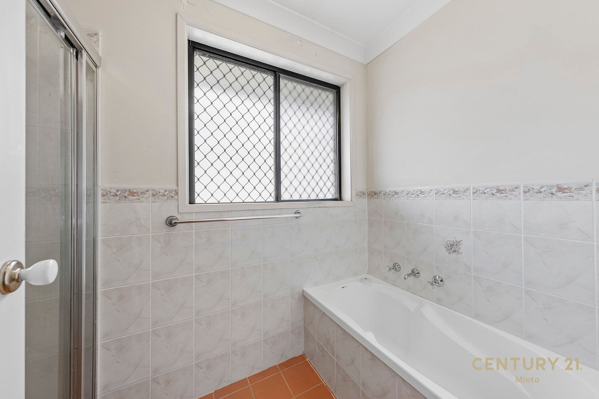 Shop 2, 14 Redfern Road, Minto, NSW, 2566, Glenfield - Thumbnail 8