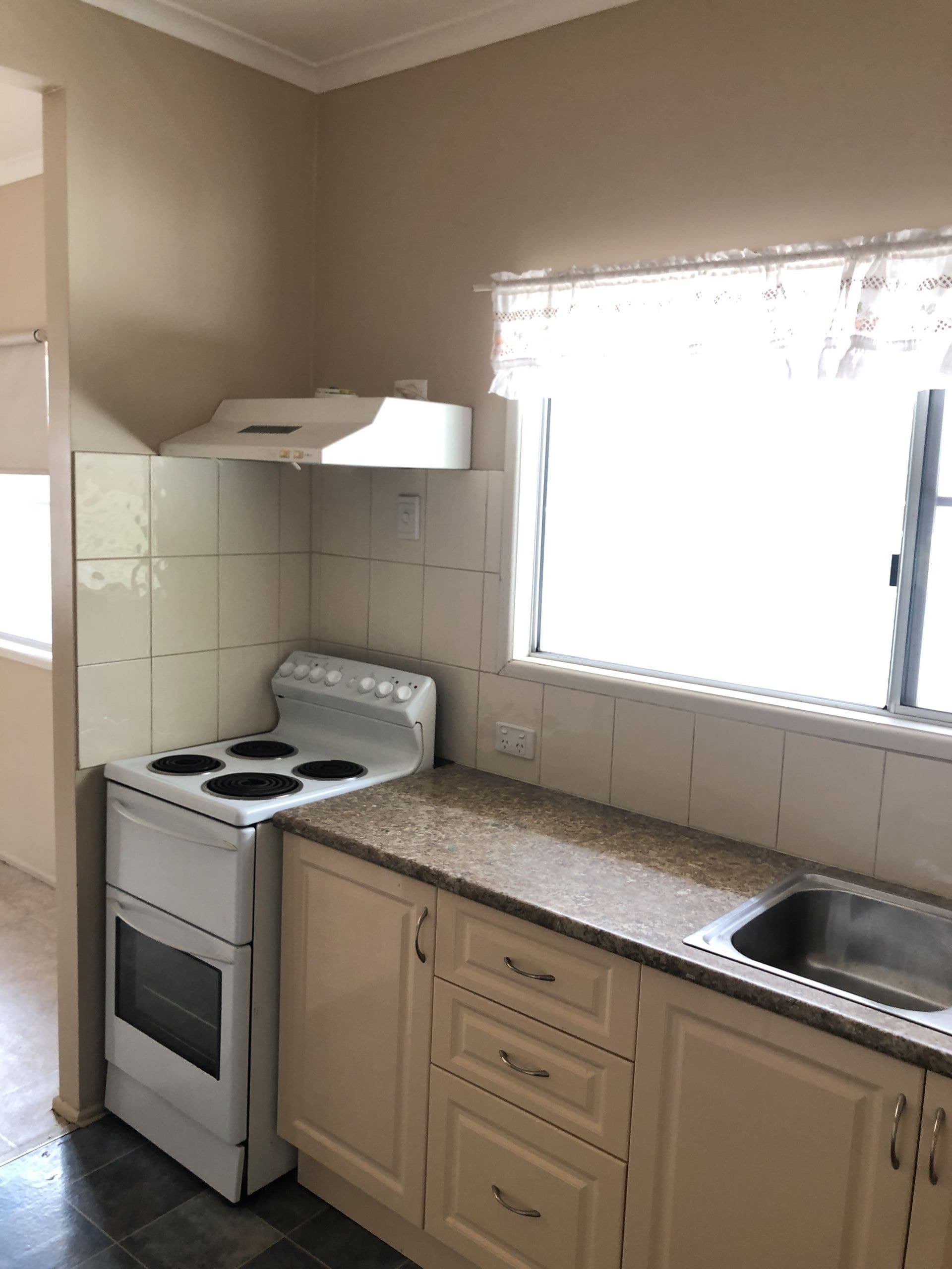 20 De Castella Drive, Moranbah, QLD, 4744, Moranbah - Thumbnail 7